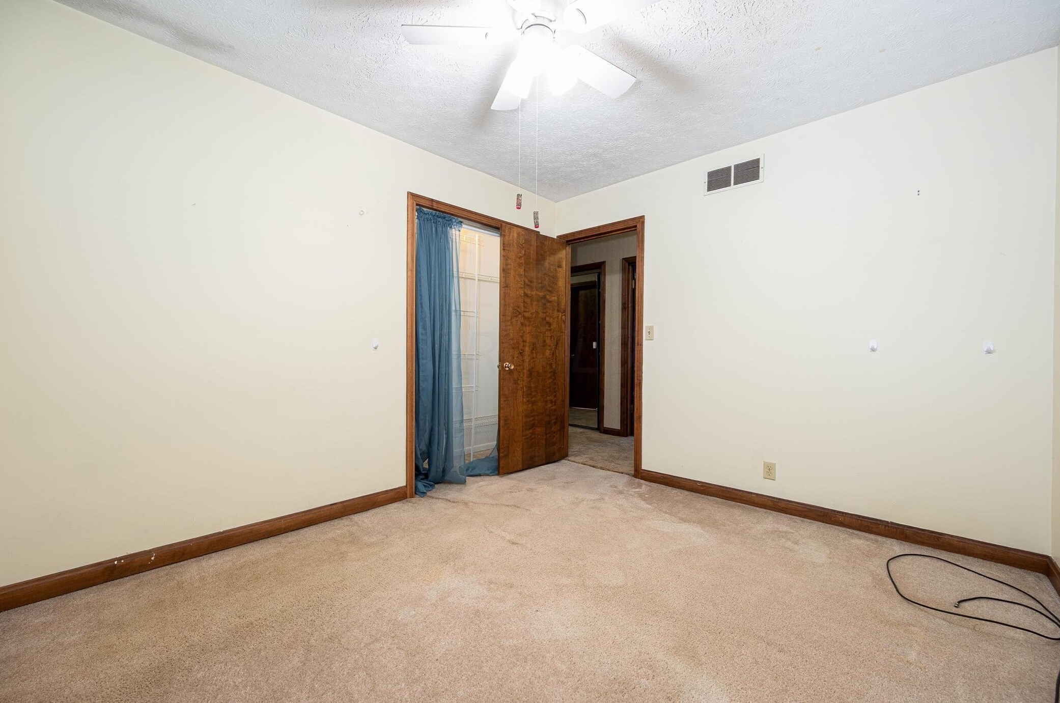 2905 Scenic Dr, Marion OH  43302-8386 exterior