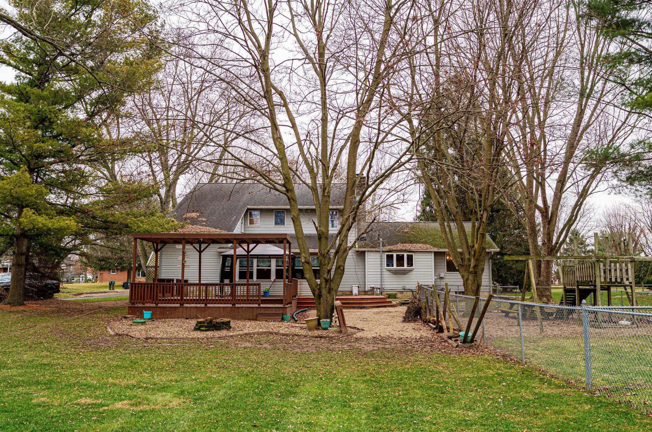 2905 Scenic Dr, Marion OH  43302-8386 exterior