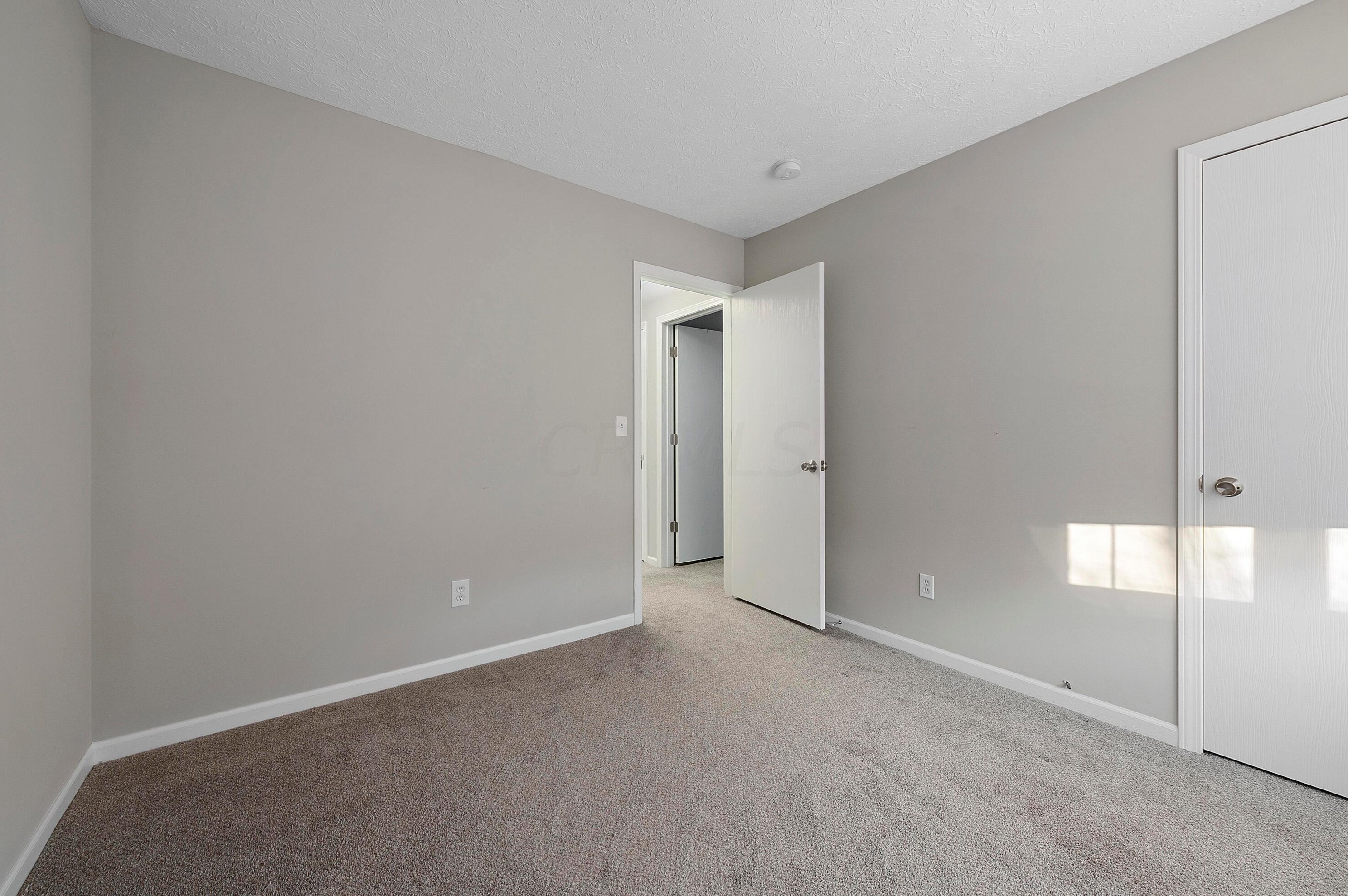 6994 Weurful Dr, Cnl Wnchstr OH  43110-8444 exterior