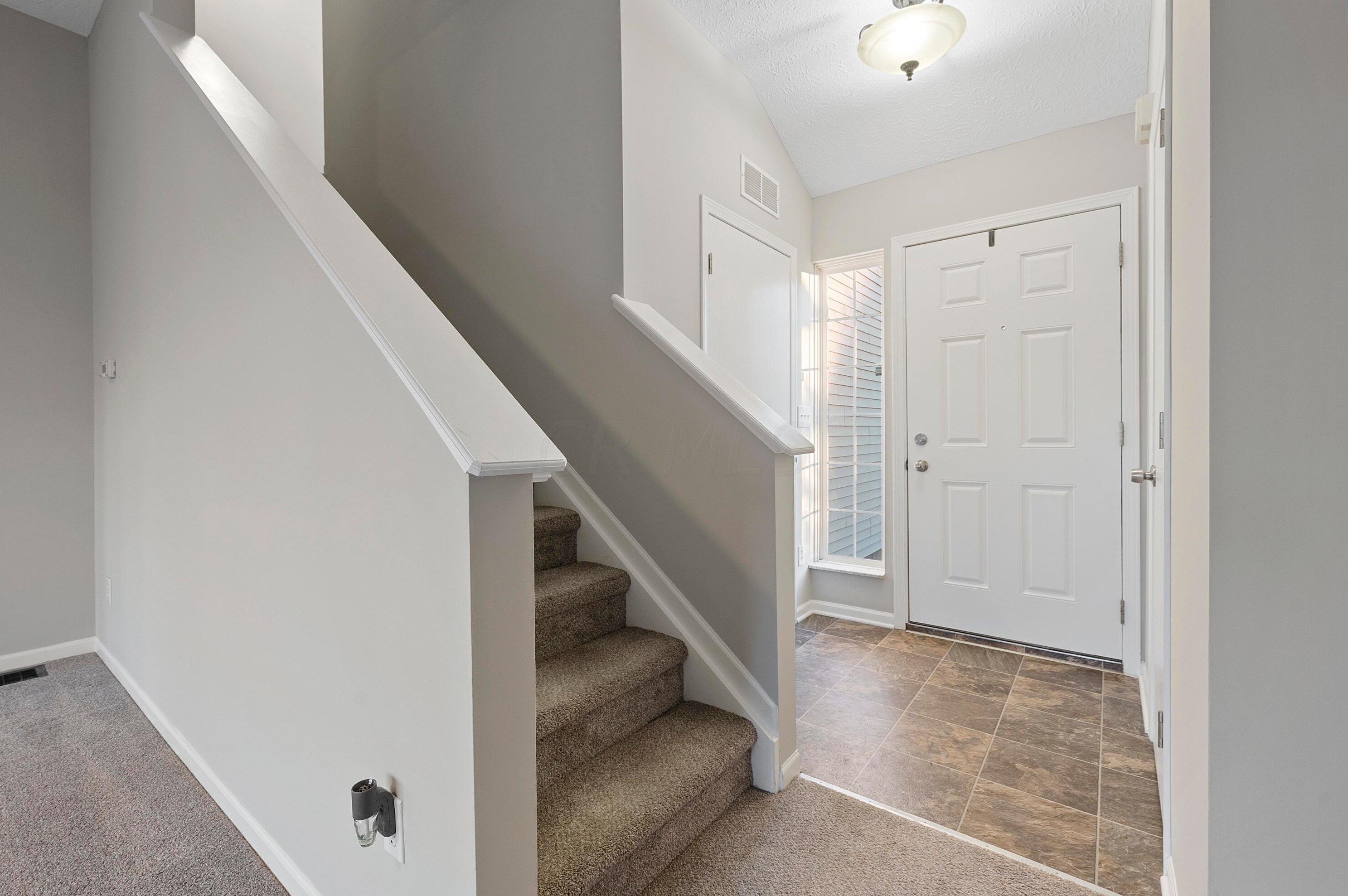 6994 Weurful Dr, Cnl Wnchstr OH  43110-8444 exterior