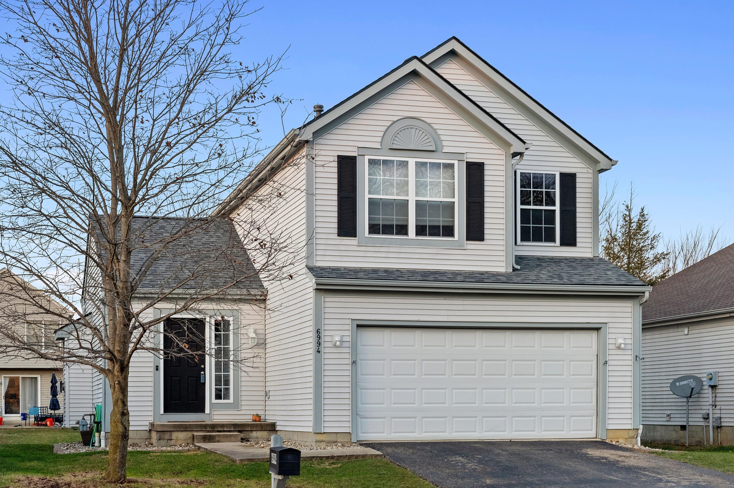 6994 Weurful Dr, Cnl Wnchstr OH  43110-8444 exterior