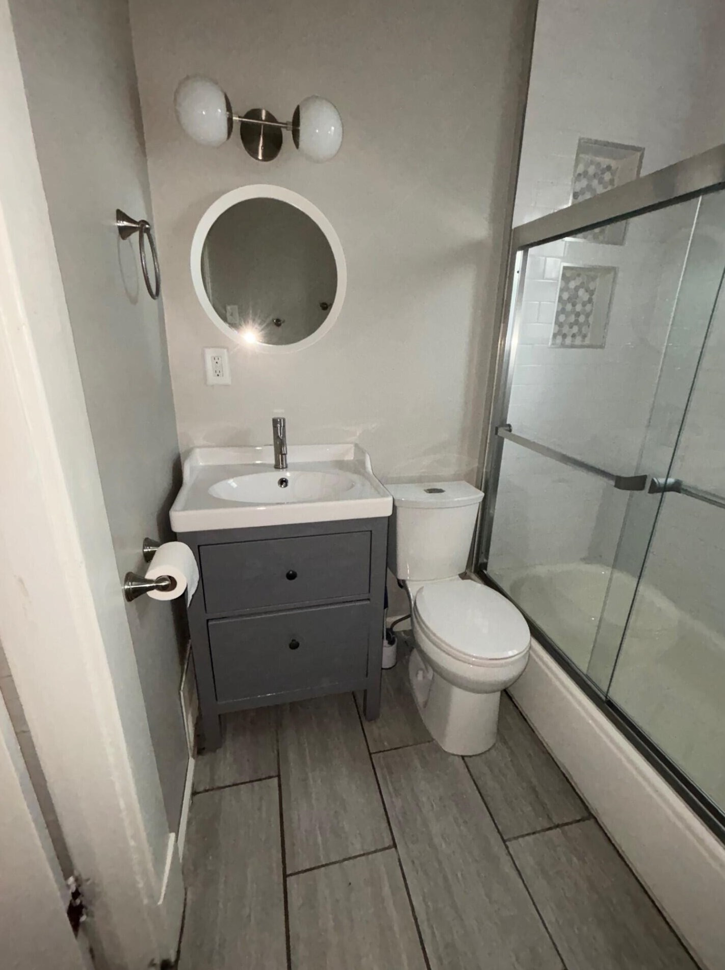 448 Deshler Ave, Columbus OH 43206-2717 exterior