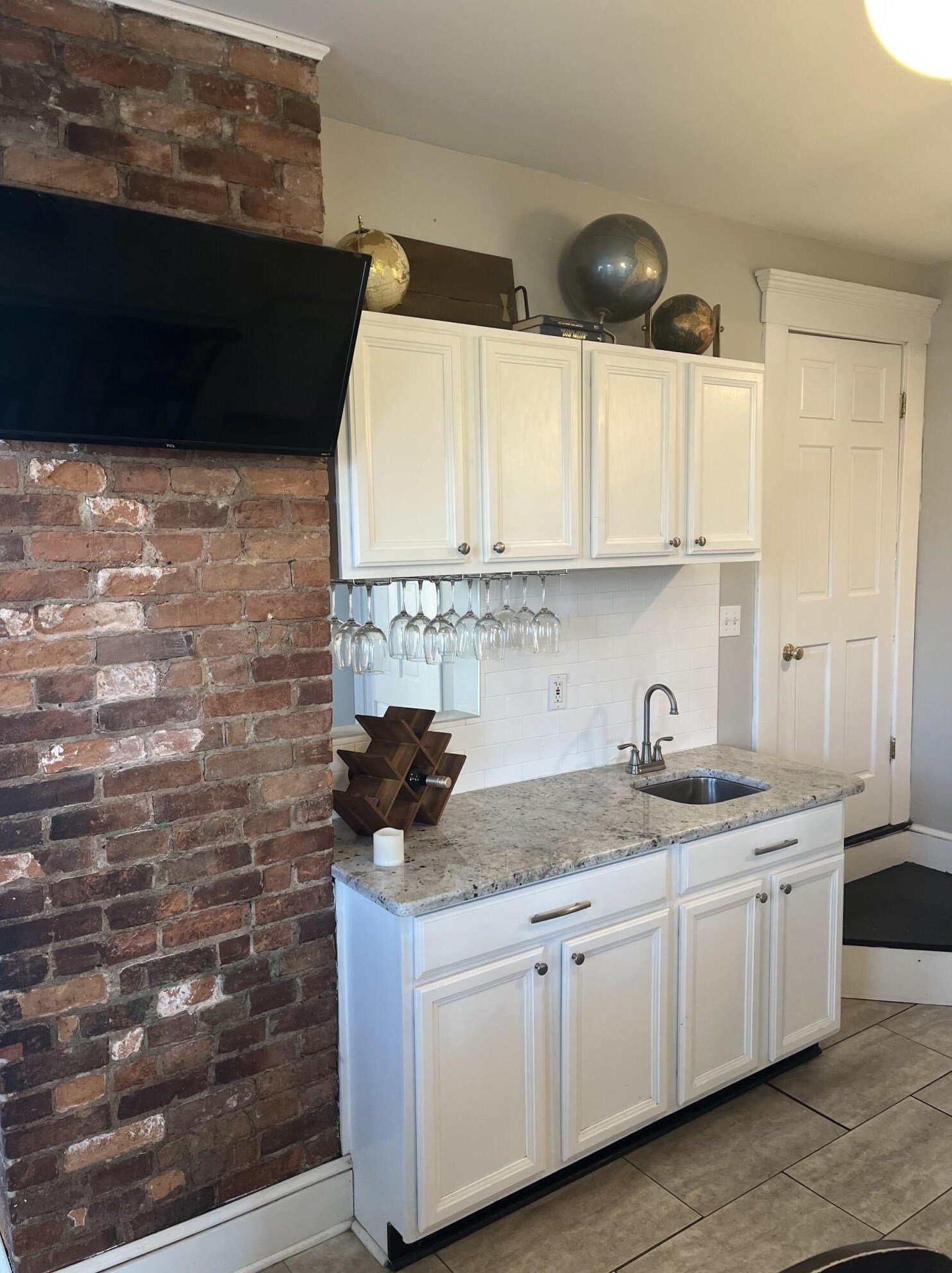 448 Deshler Ave, Columbus OH 43206-2717 exterior