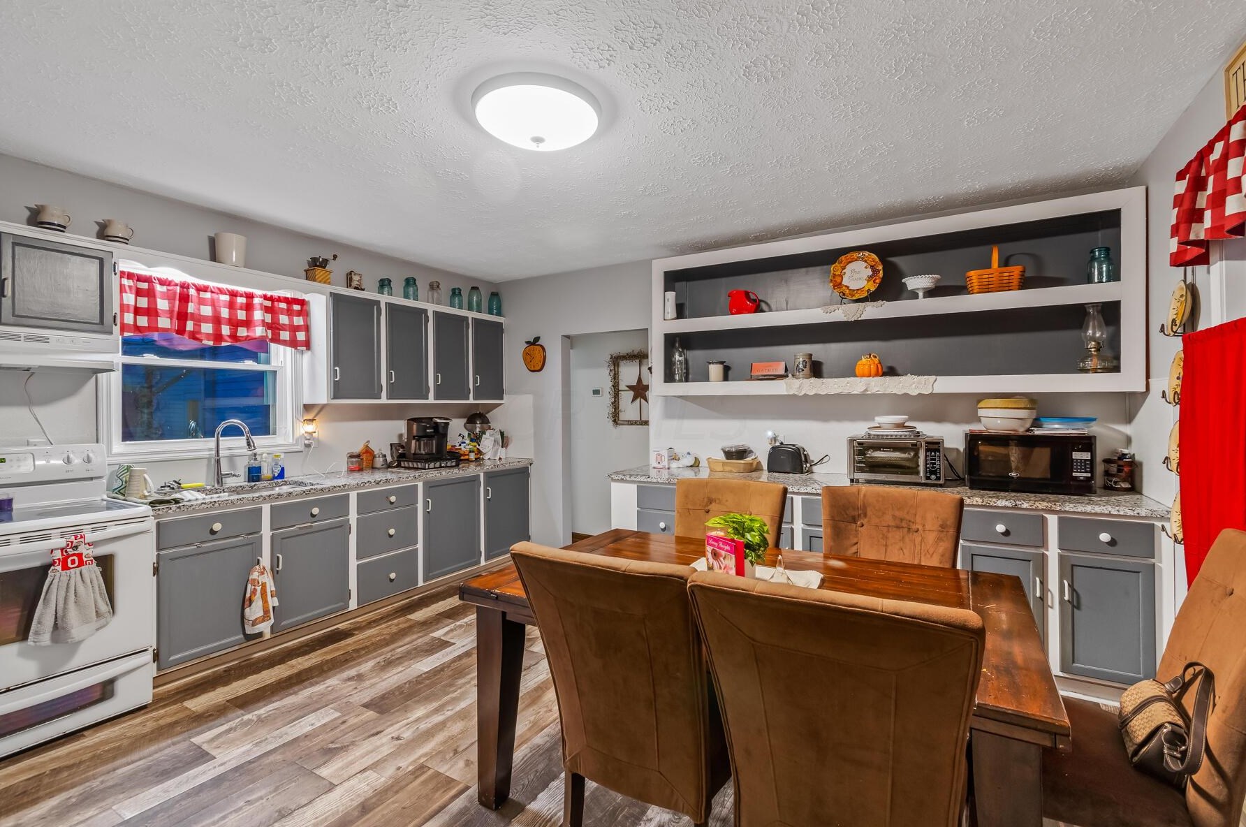 204 George St, Marion OH  43302-2405 exterior