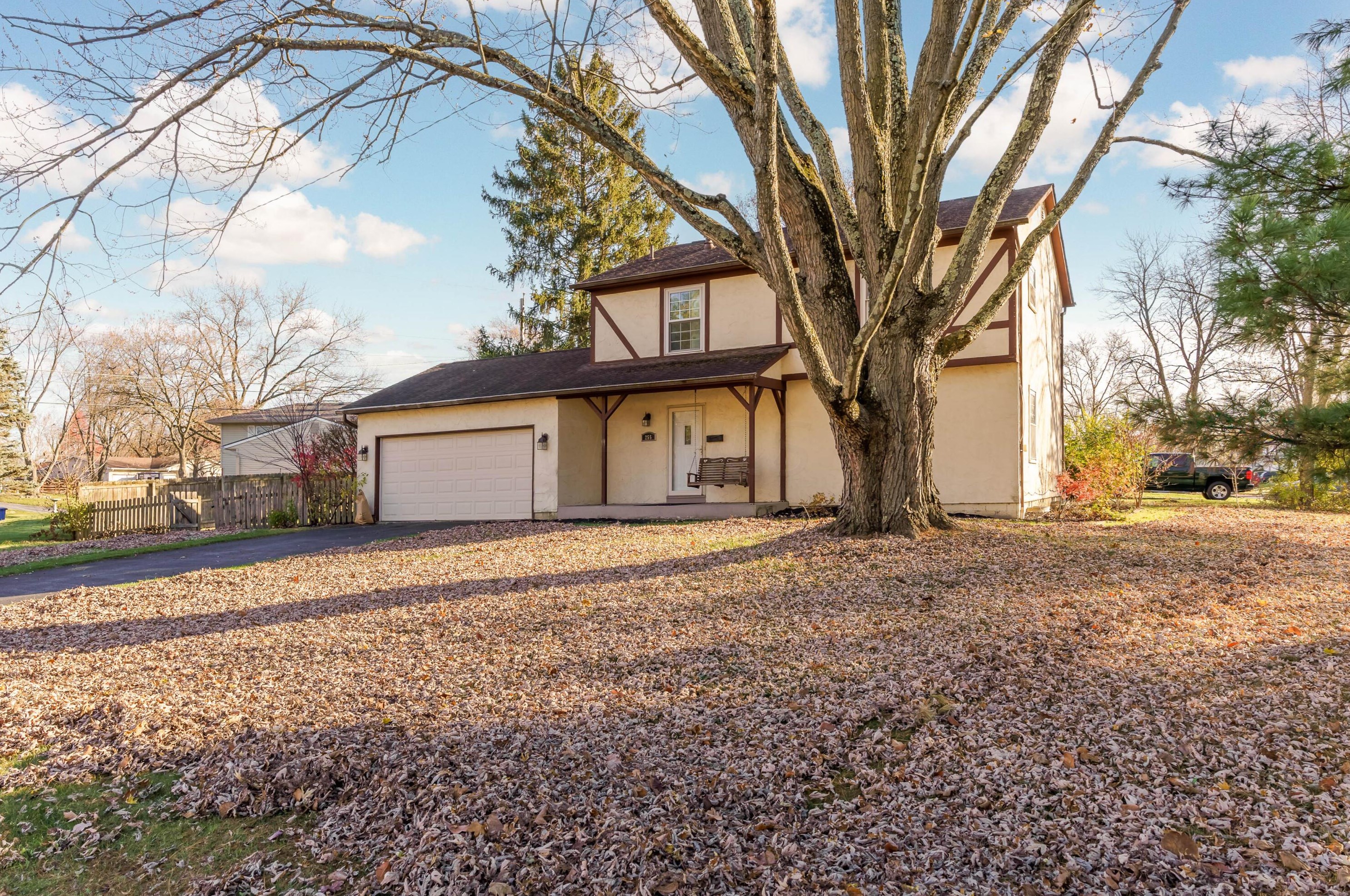 255 Broken Arrow Rd, Columbus, OH 43230