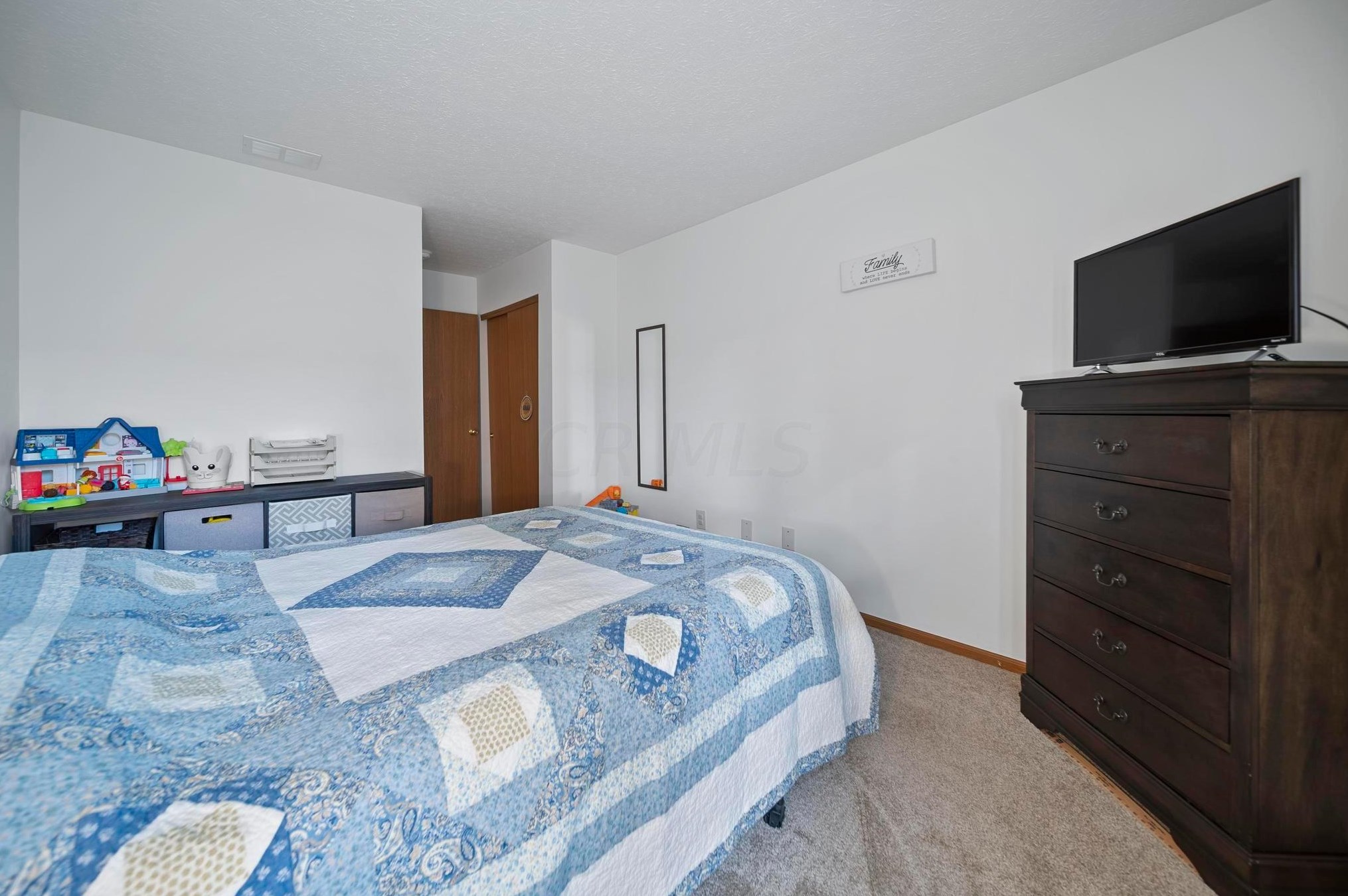 5544 Parkshire Dr, Columbus OH 43229-9352 exterior