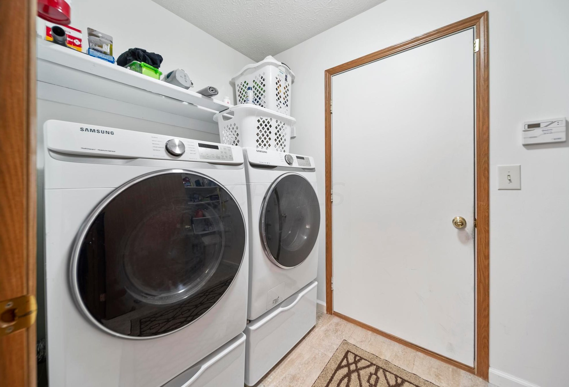 5544 Parkshire Dr, Columbus OH 43229-9352 exterior