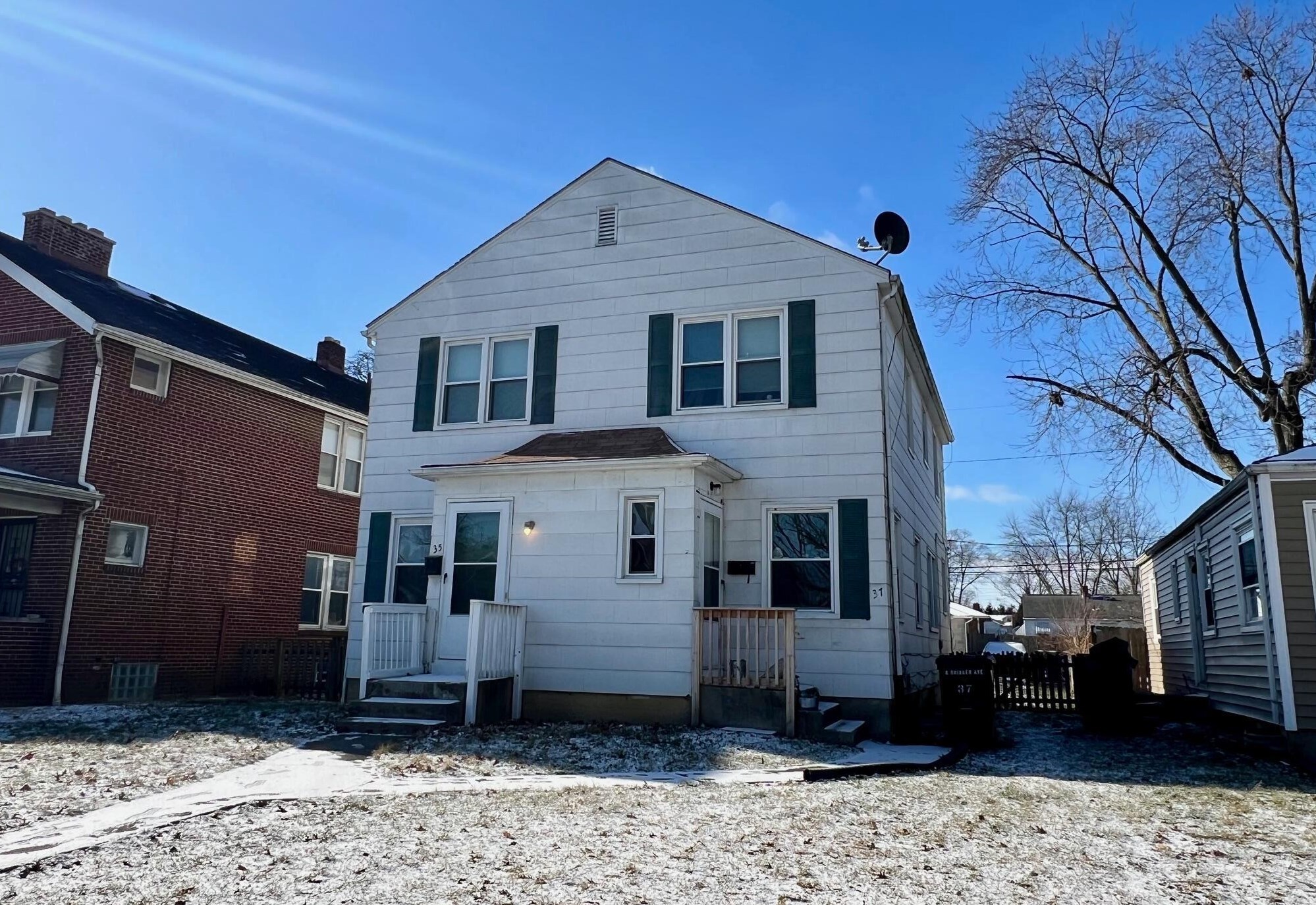 35 Brinker Ave, Columbus OH  43204-1340 exterior