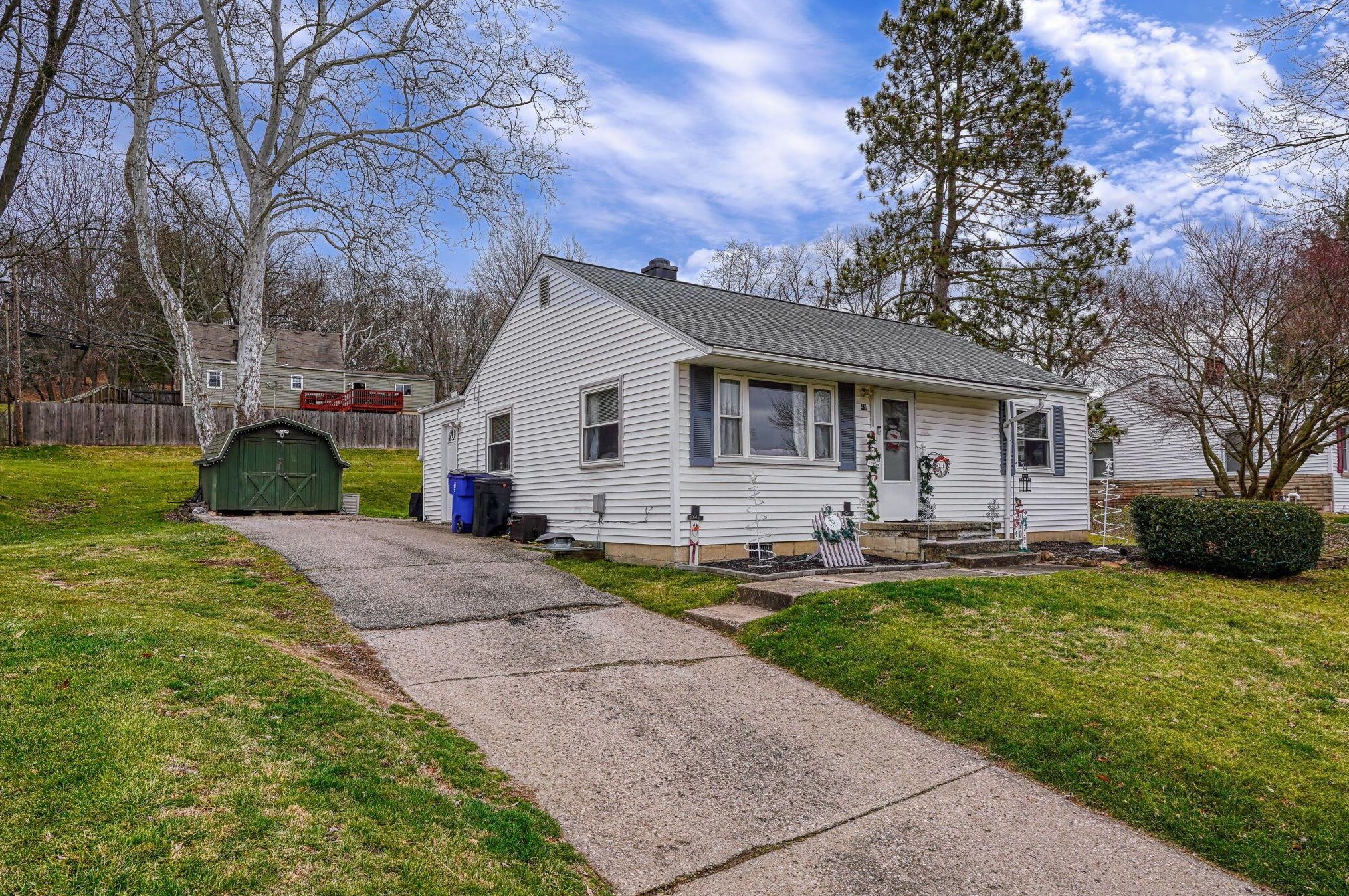 49 Sharon Rd, Chillicothe, OH 45601