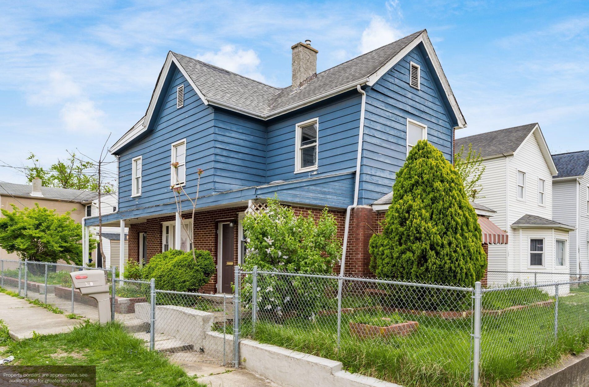 98 Oakley Ave, Columbus OH  43204-3214 exterior