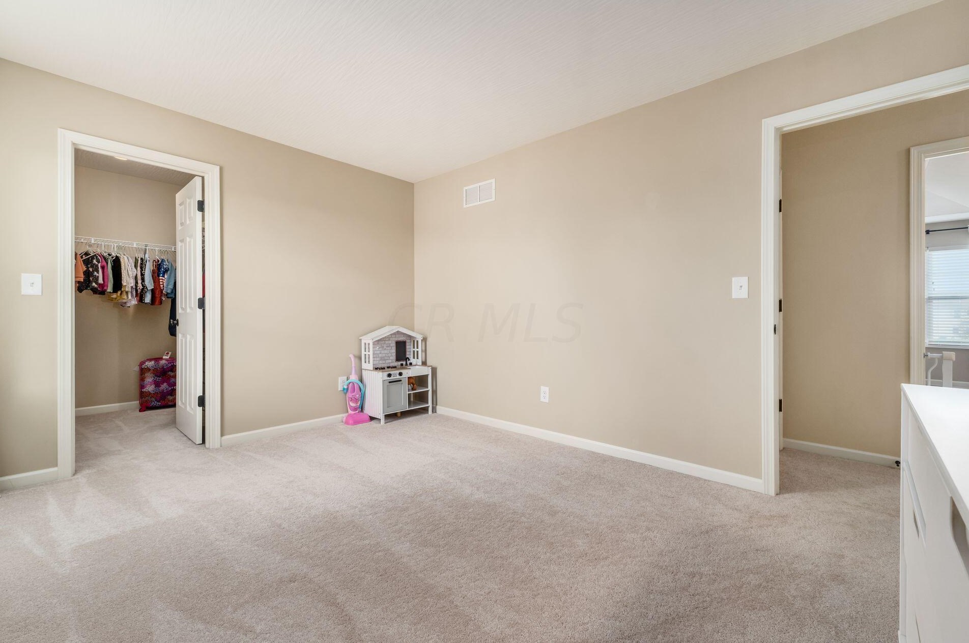 123 Ellington Blvd, Granville OH  43023-9067 exterior