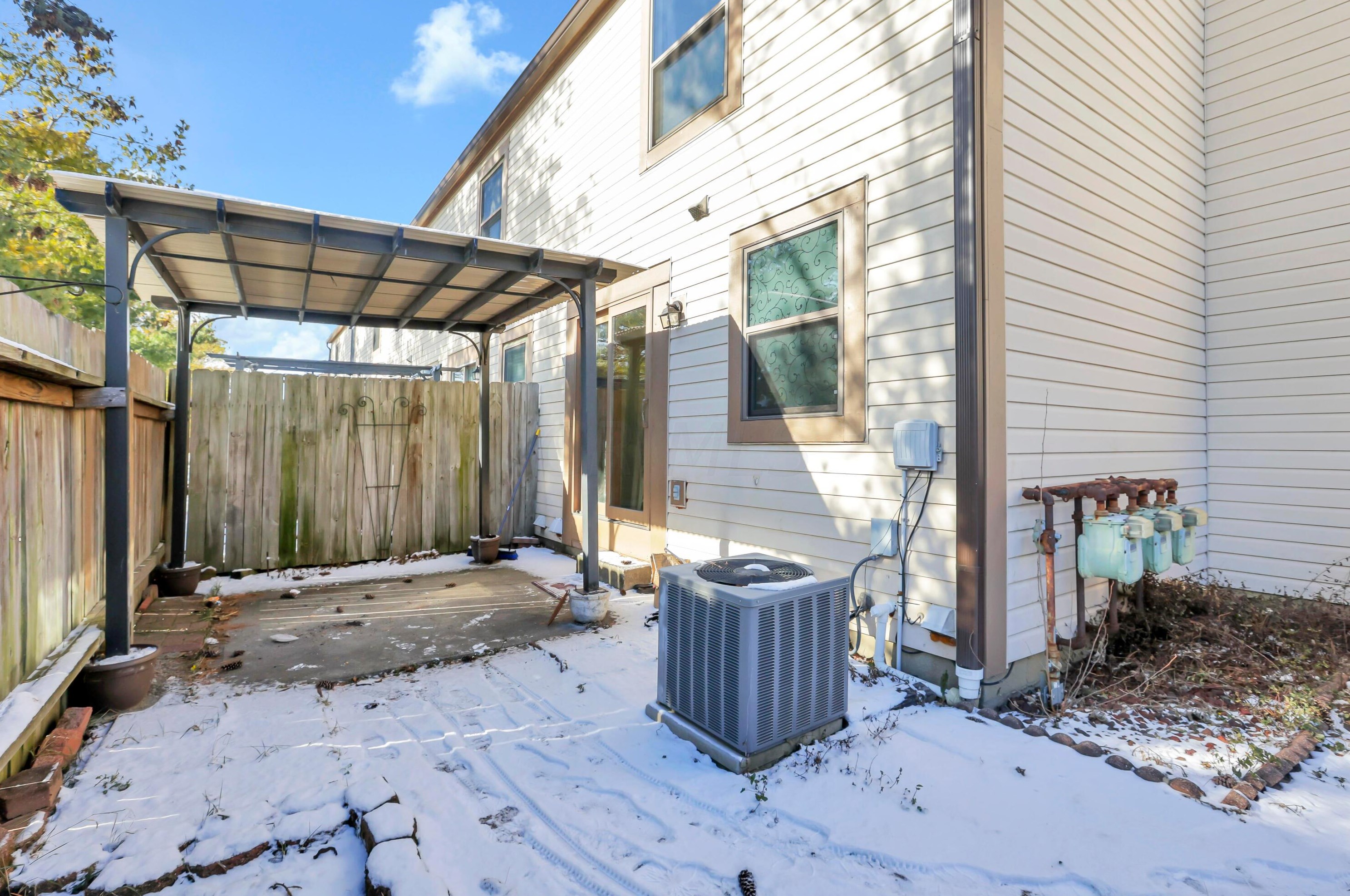 699 Alta View Ct, Columbus OH  43085-5812 exterior