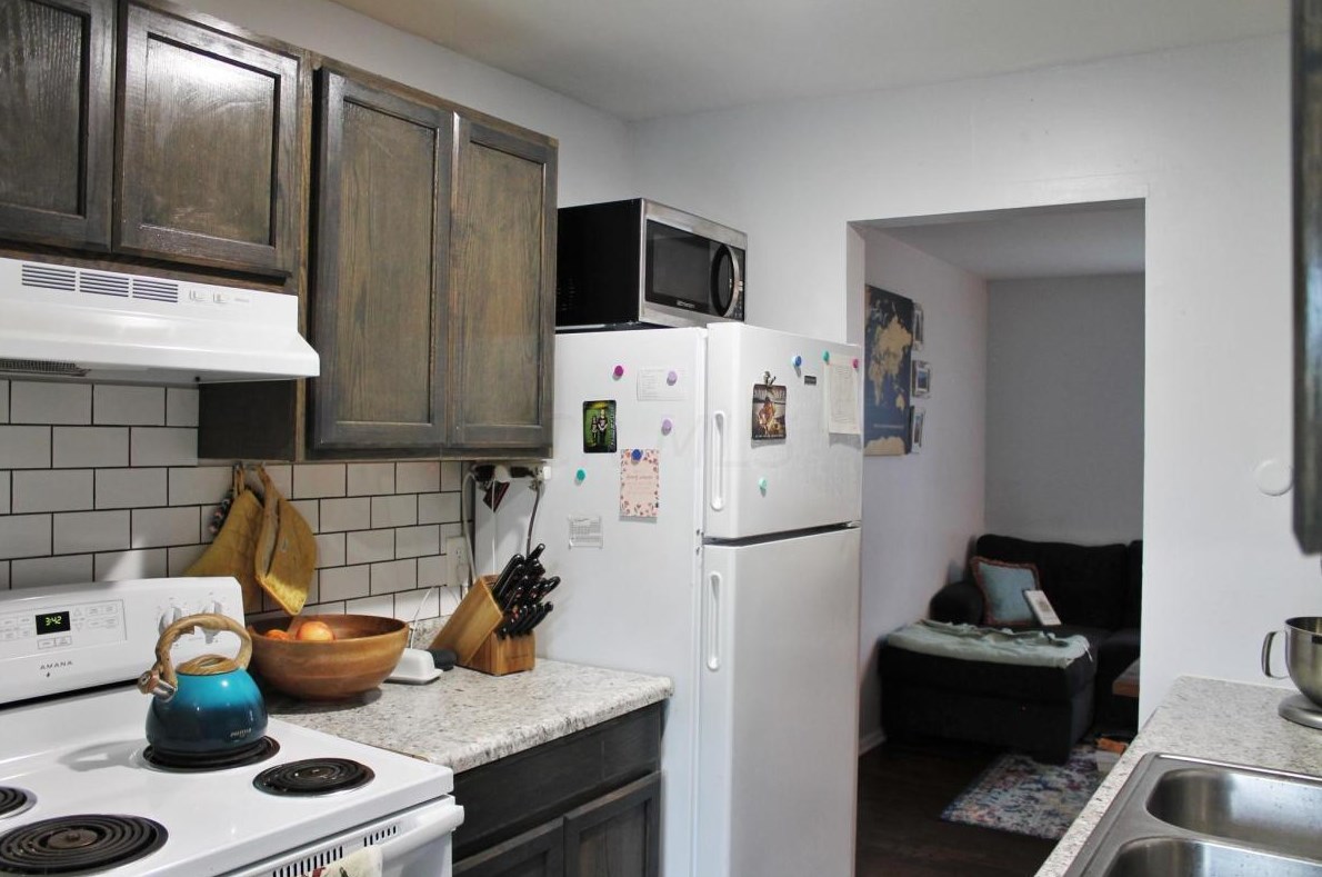 3033 Rotunda Ct, Columbus OH 43232-3921 exterior