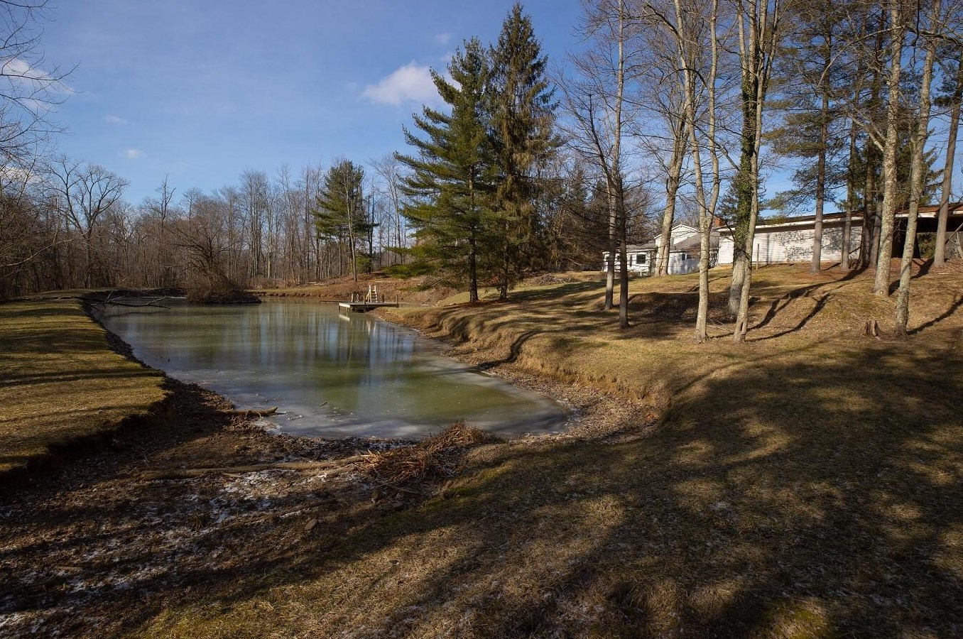 529 Rainbow Dr, Lancaster, OH 43130-9195
