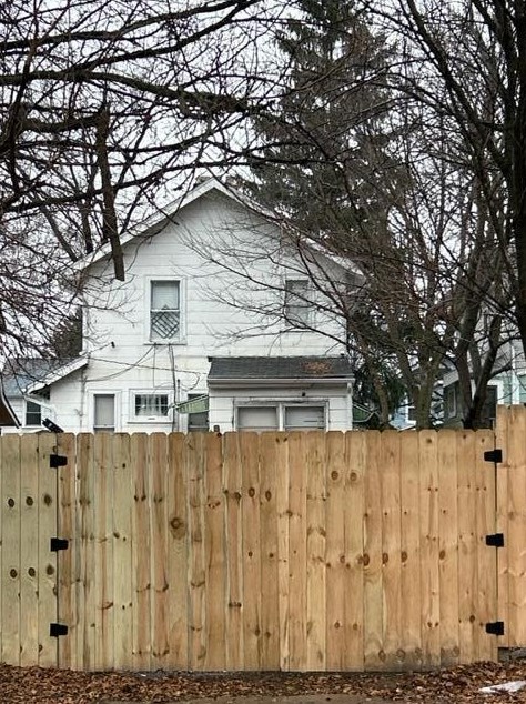 1270 Ohio Ave, Columbus, OH 43206-3040