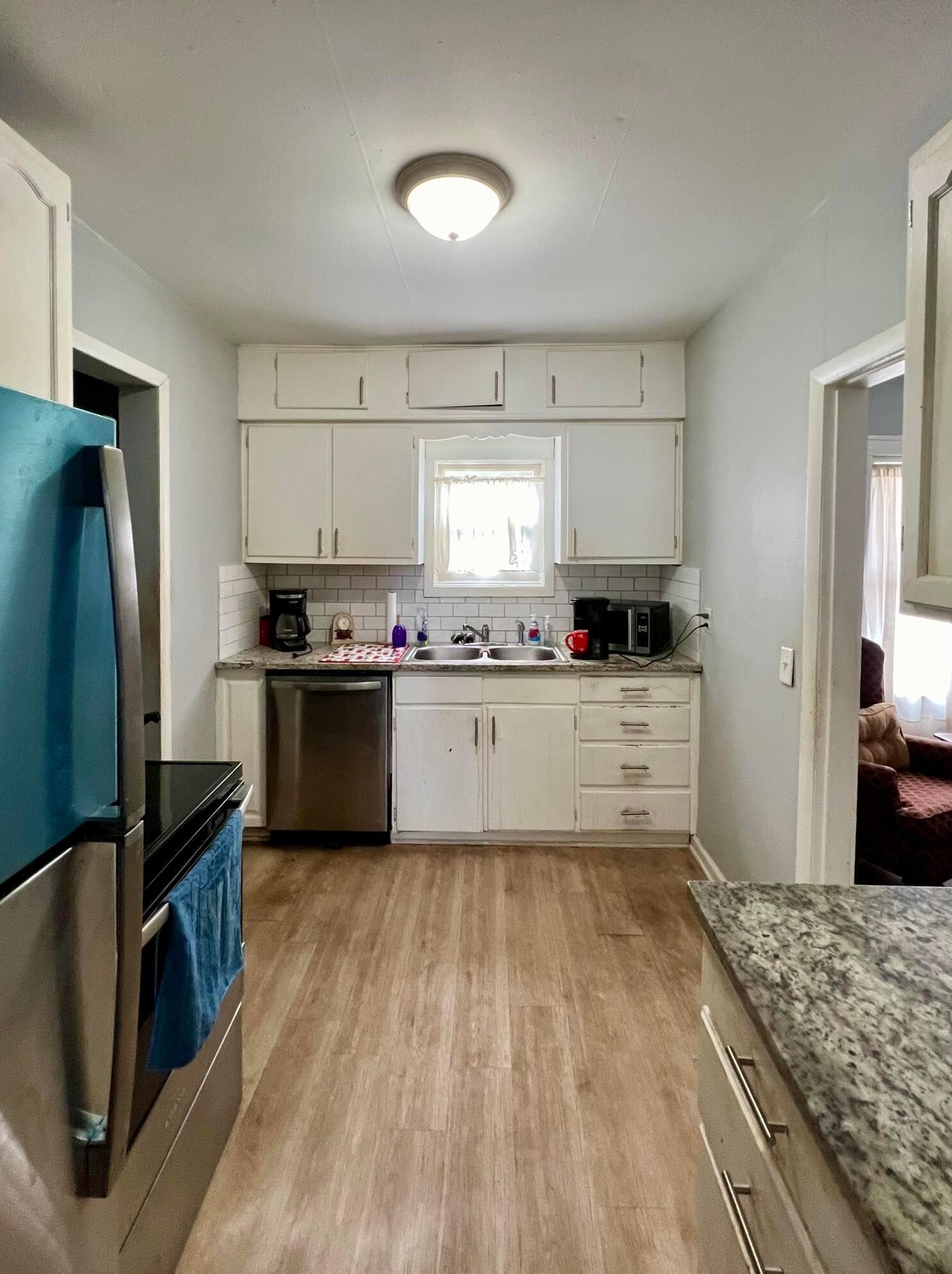 2514 Azelda St, Columbus OH 43211-1124 exterior