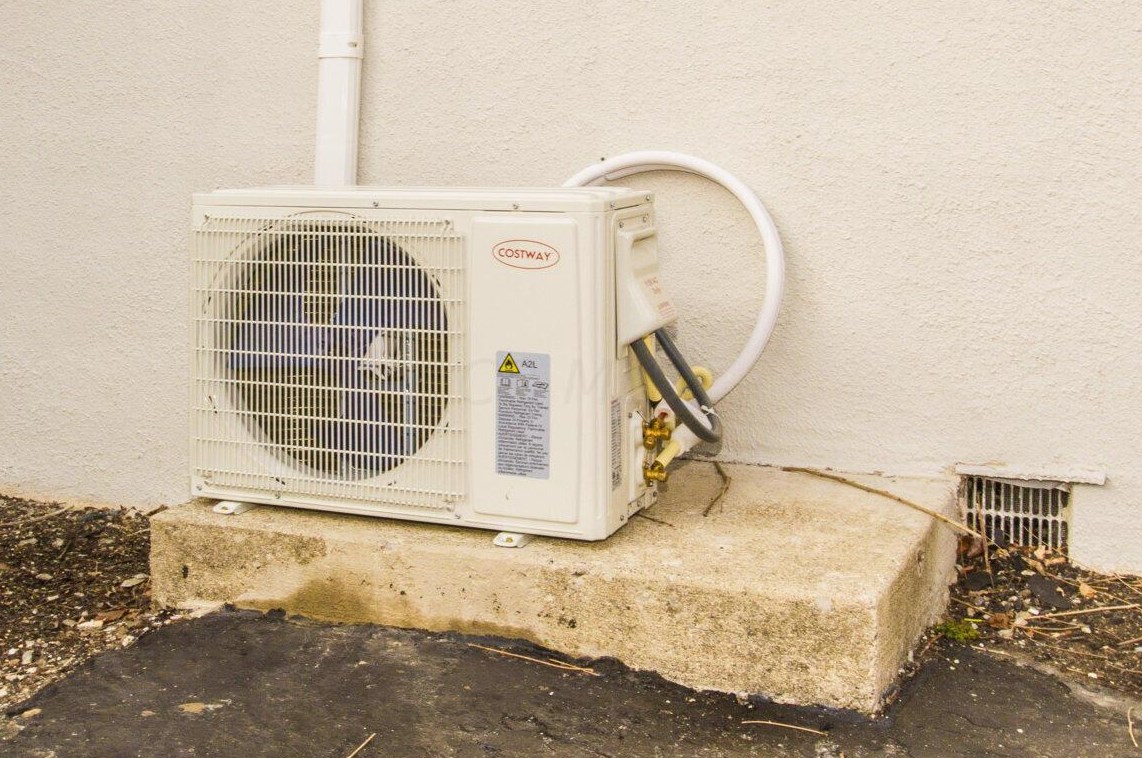 266 Gould Rd, Columbus OH  43209-1152 exterior