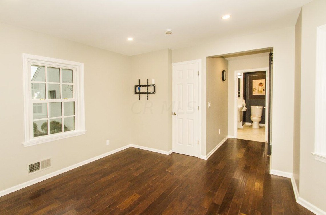 266 Gould Rd, Columbus OH  43209-1152 exterior