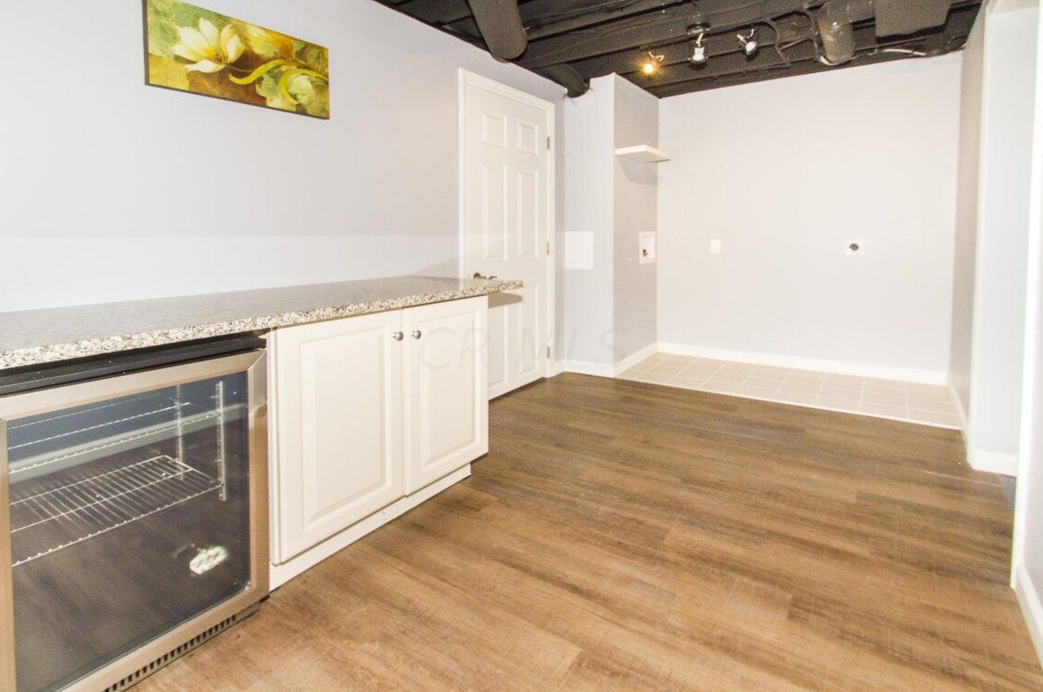 266 Gould Rd, Columbus OH  43209-1152 exterior