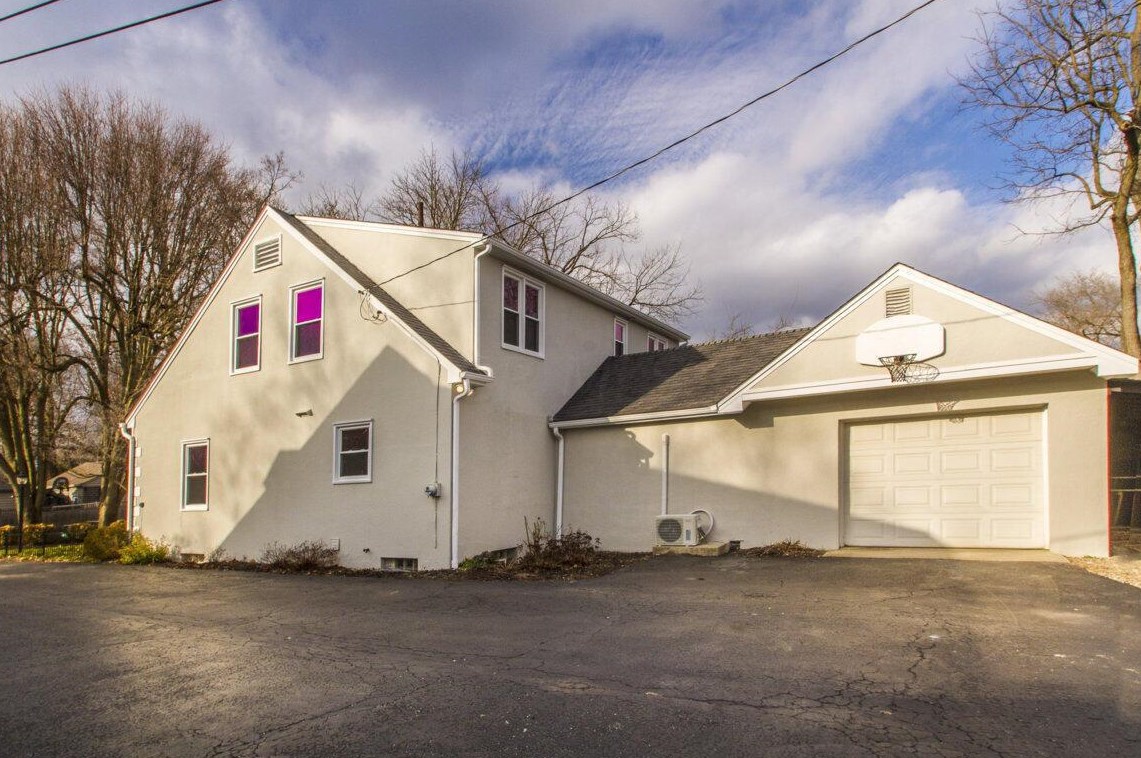 266 Gould Rd, Columbus OH  43209-1152 exterior