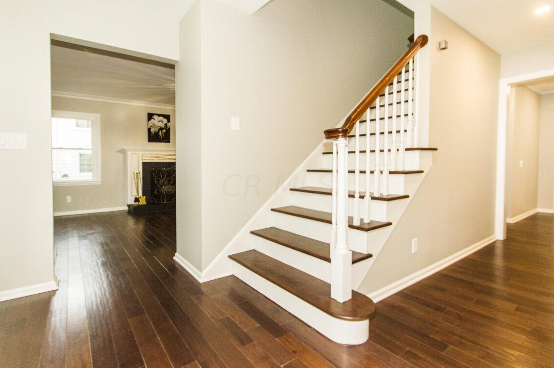 266 Gould Rd, Columbus OH  43209-1152 exterior