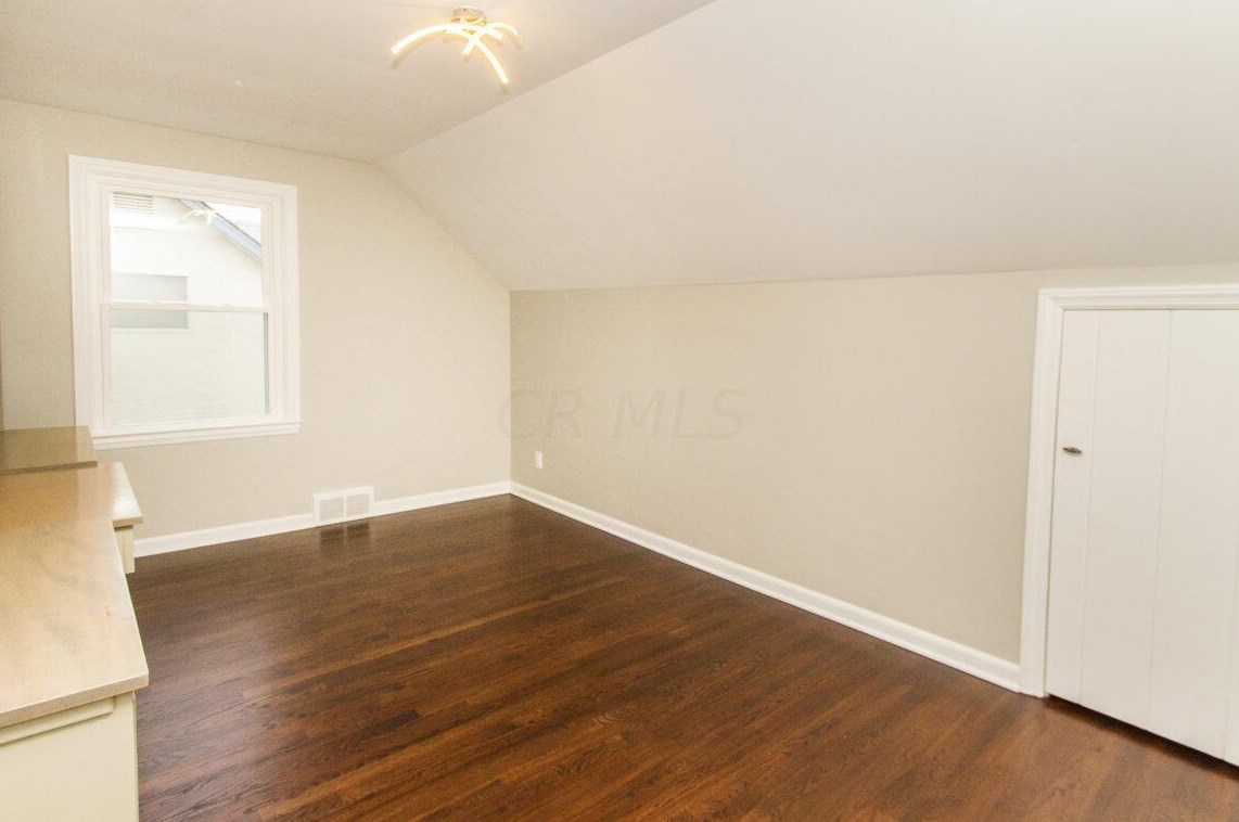 266 Gould Rd, Columbus OH  43209-1152 exterior