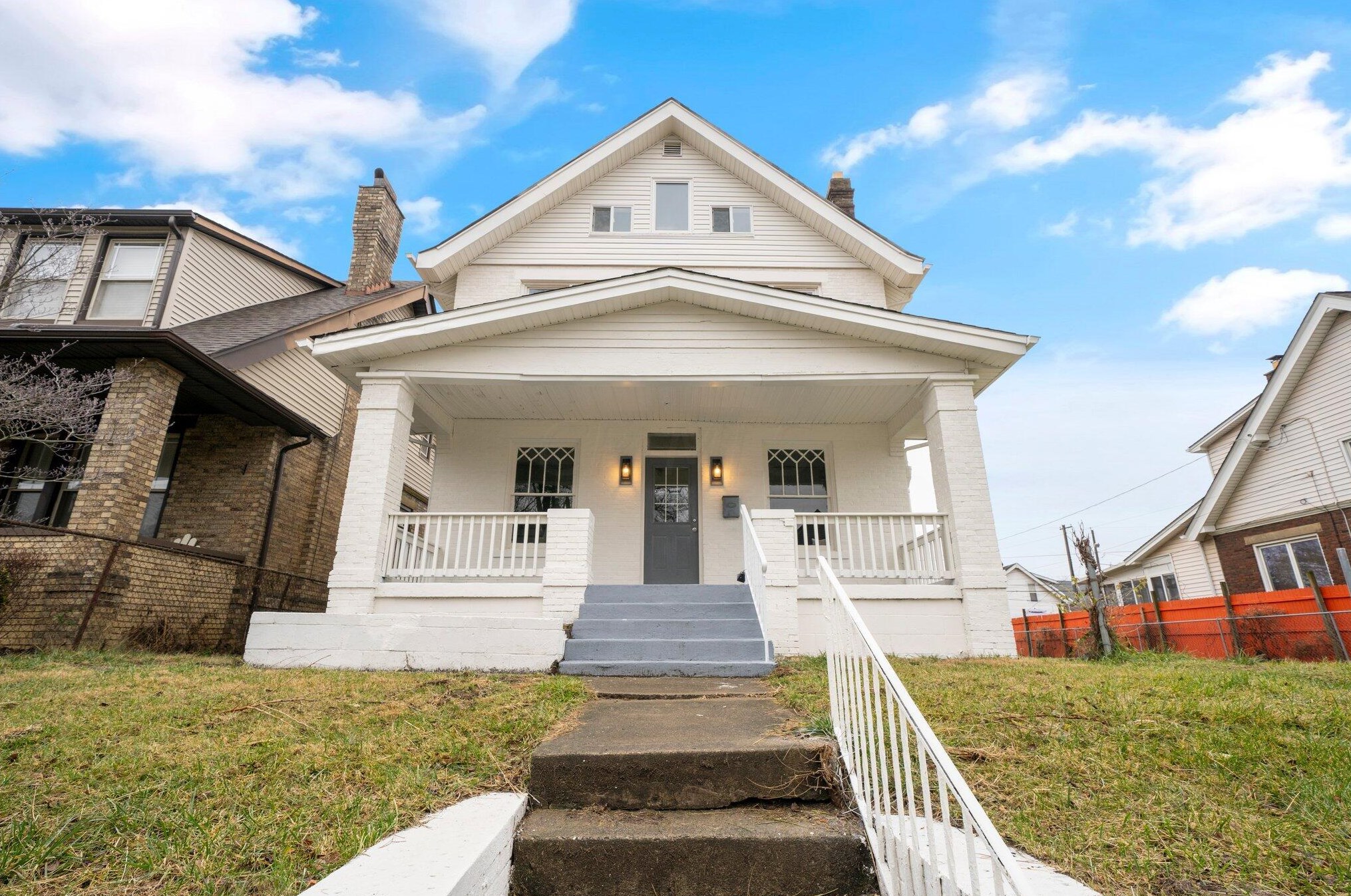 902 Linwood Ave, Columbus OH  43206-1619 exterior