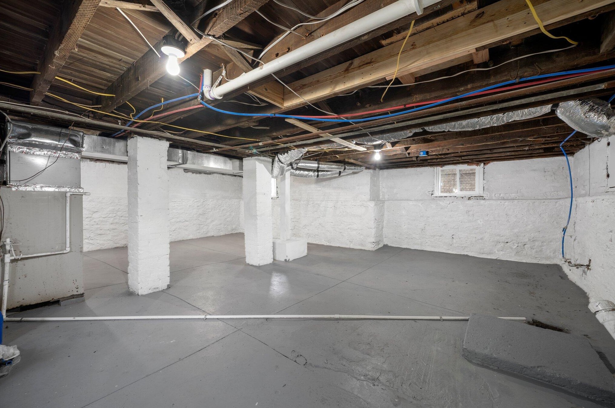 902 Linwood Ave, Columbus OH  43206-1619 exterior