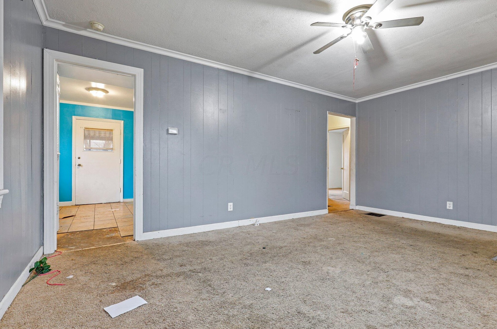 3215 Karl Rd, Columbus OH 43224-4157 exterior