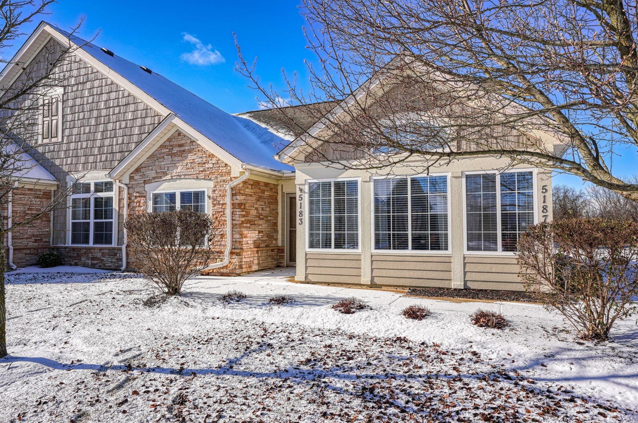 5183 Hayden Woods Ln, Hilliard, OH 43026-7497