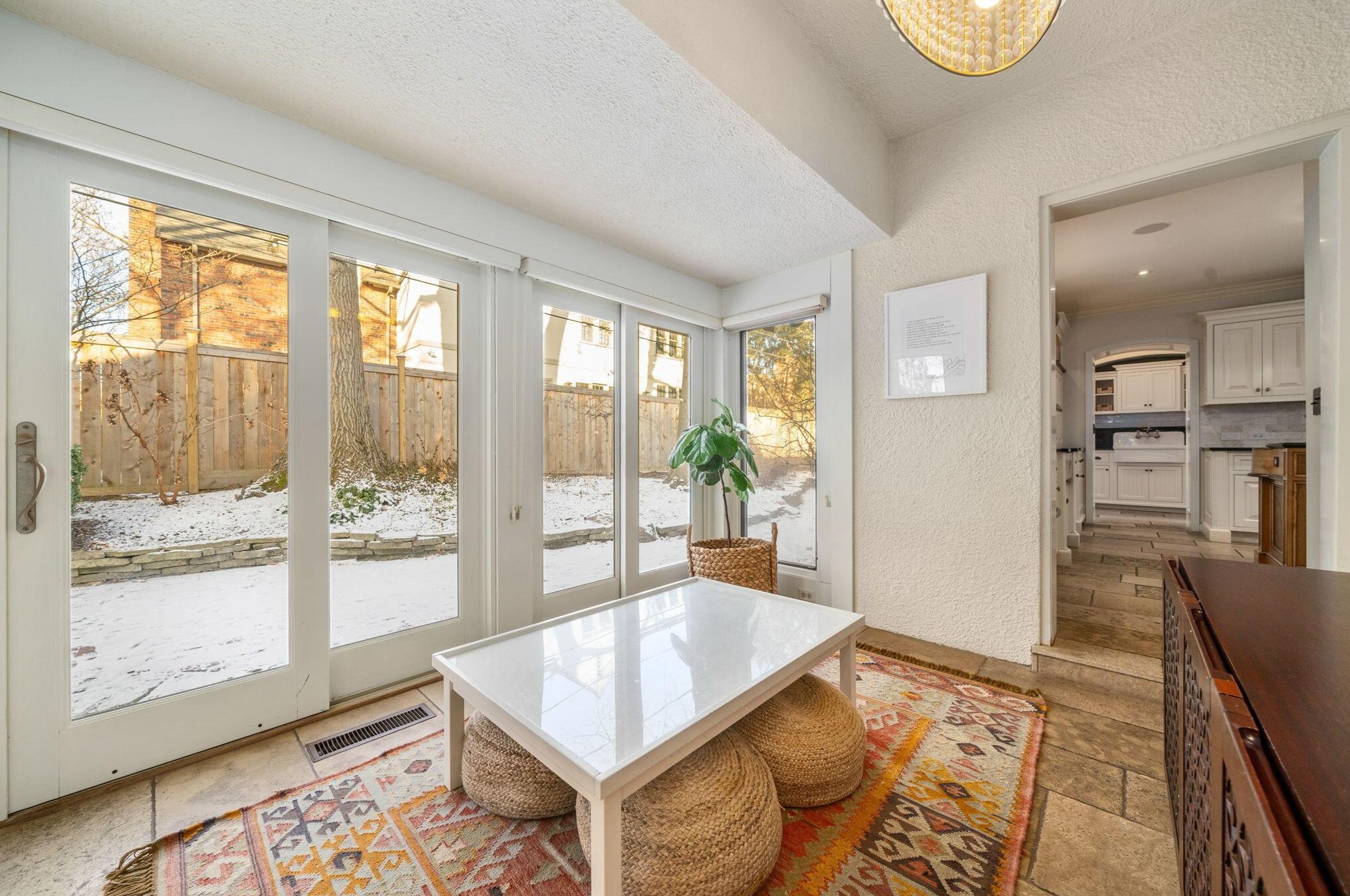 2130 Parkway Dr, Columbus OH 43221-3718 exterior