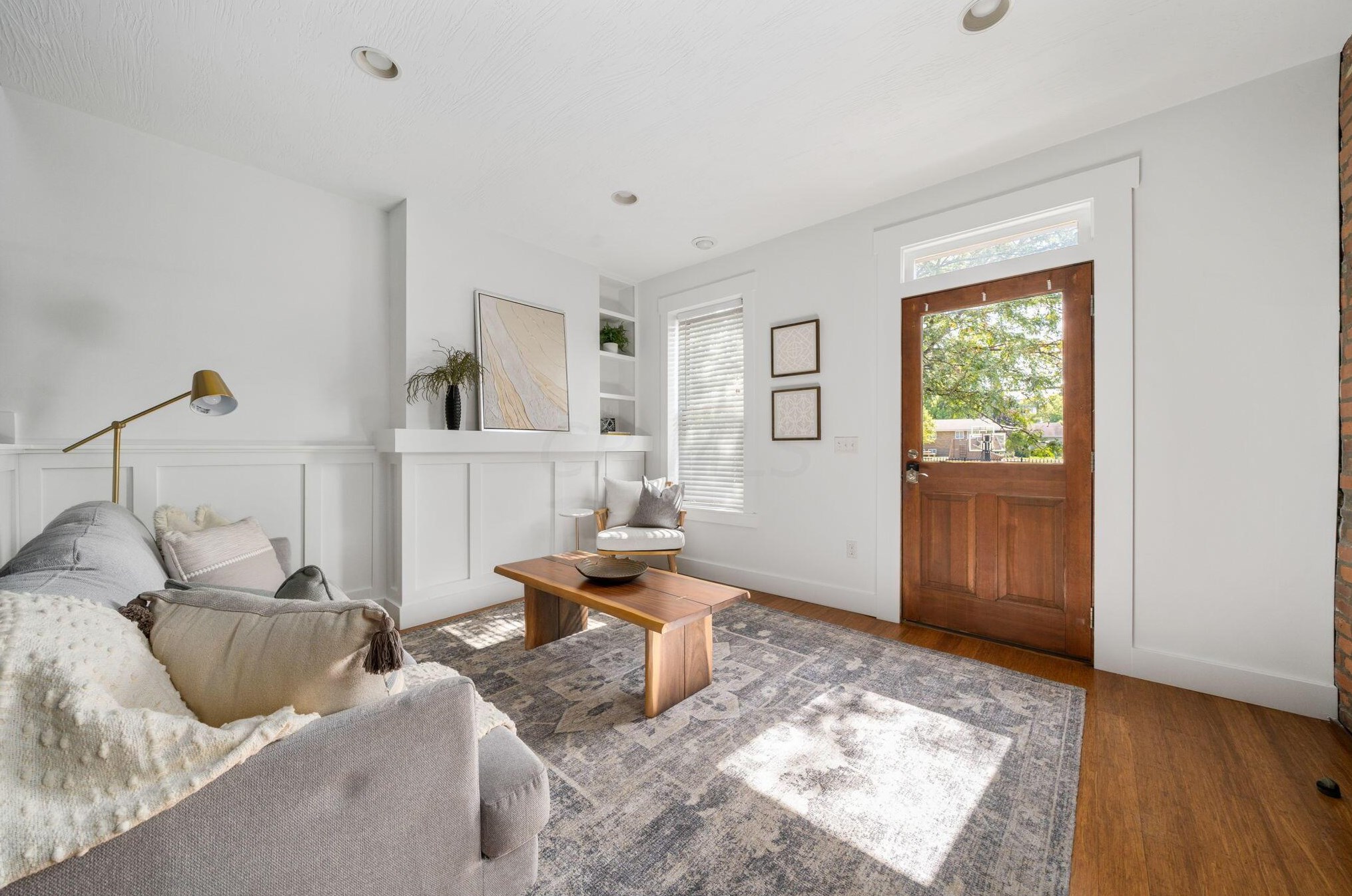 152 2 Ave, Columbus OH 43201-3483 exterior