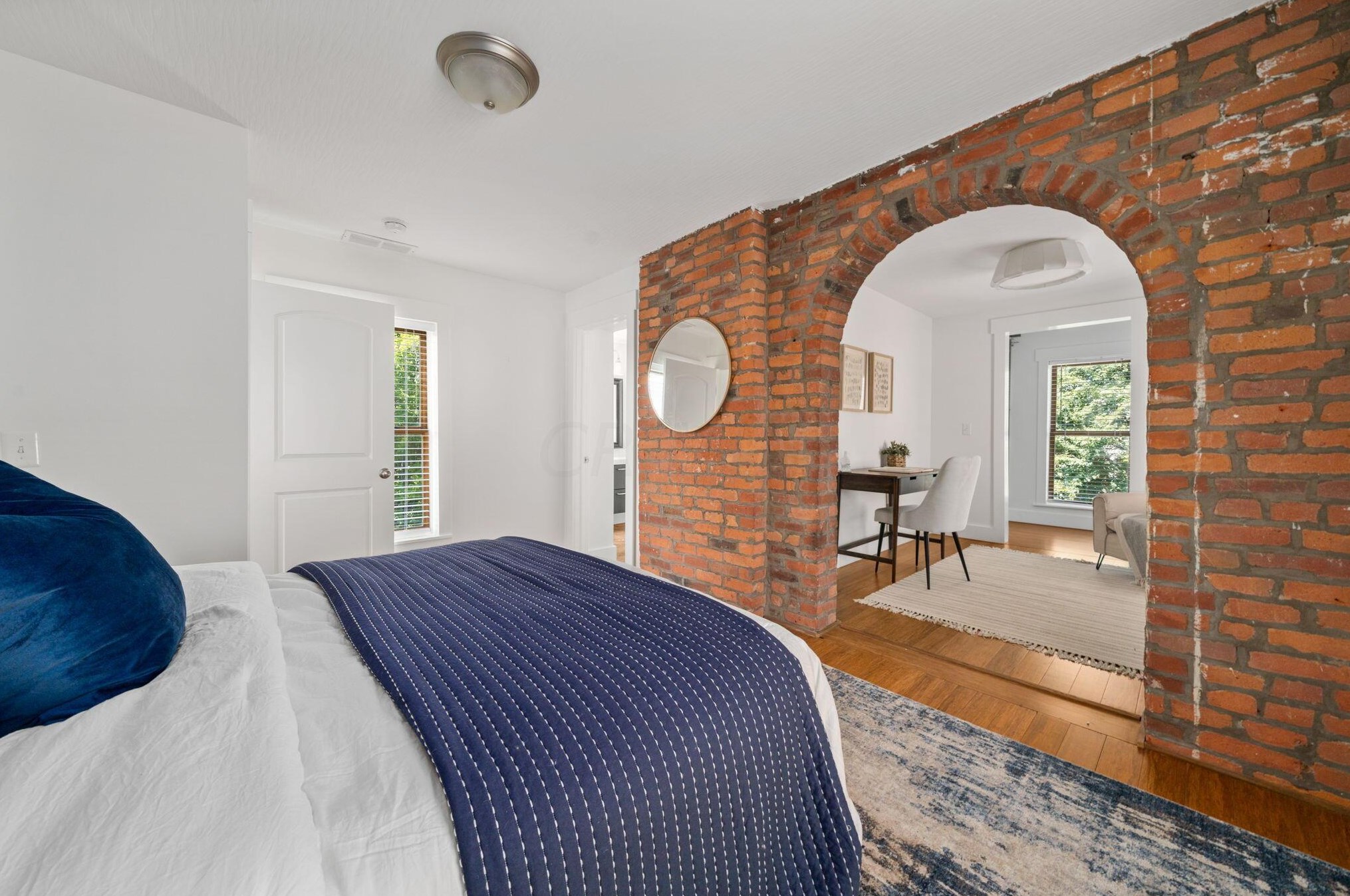 152 2 Ave, Columbus OH 43201-3483 exterior