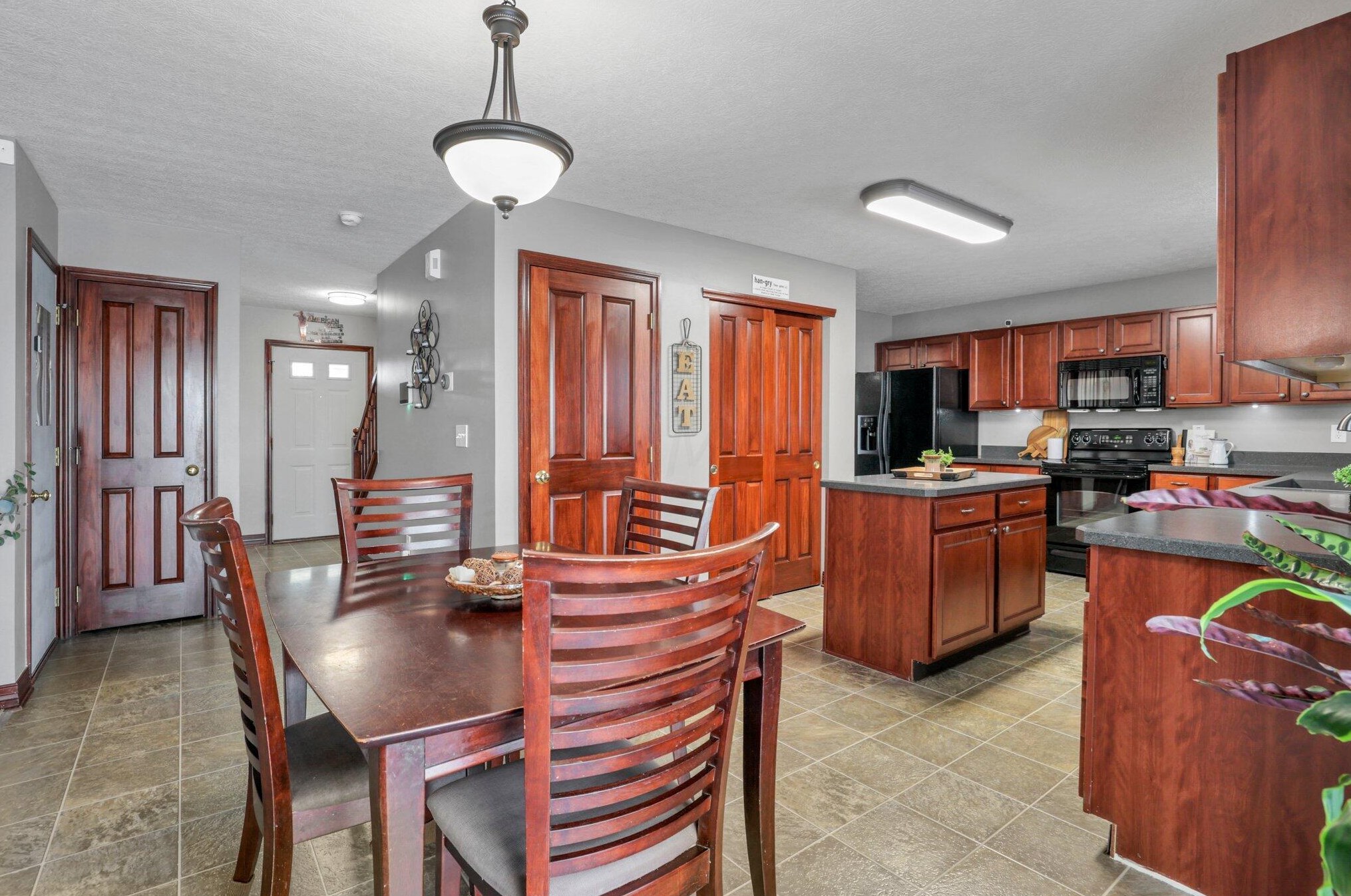 541 Sharar Field Dr, Blacklick OH  43004-9098 exterior