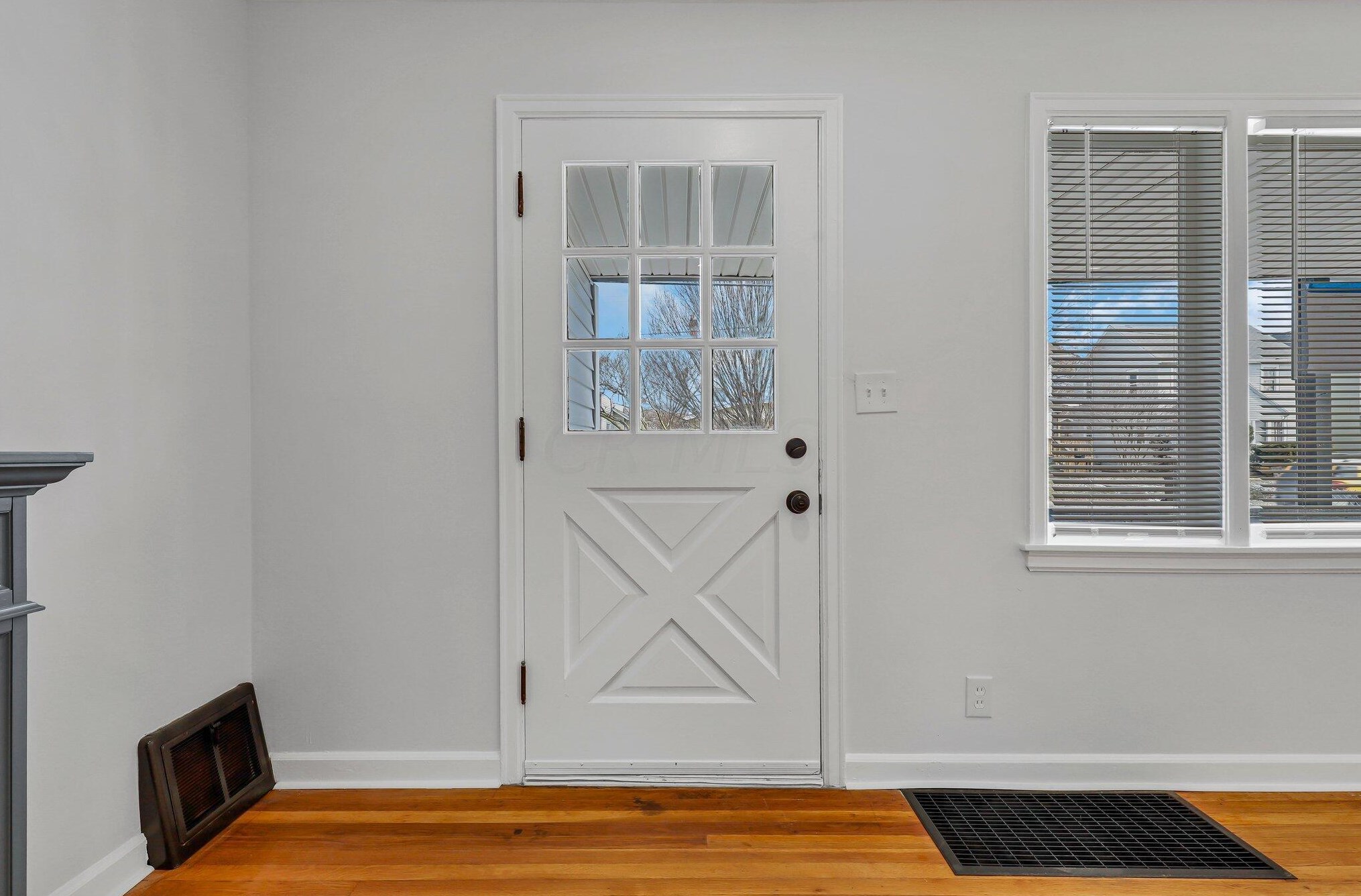 199 Hague Ave, Columbus OH  43204-2611 exterior