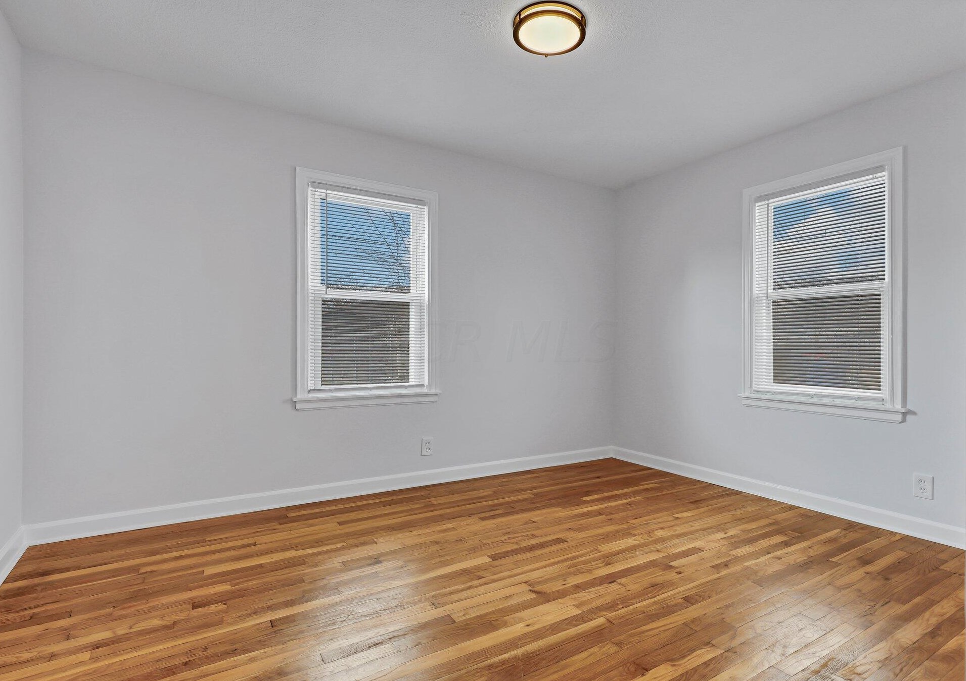 199 Hague Ave, Columbus OH  43204-2611 exterior