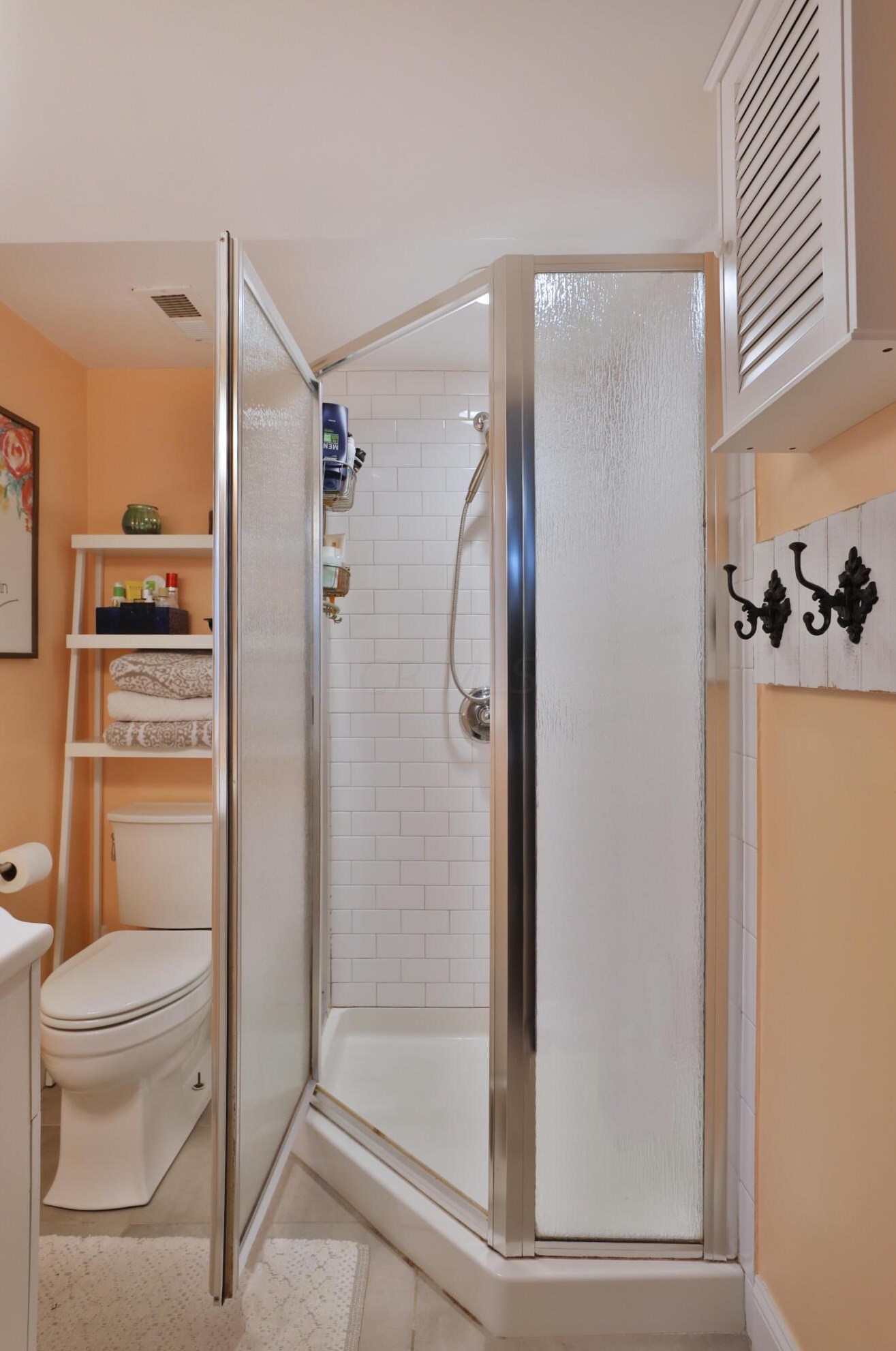 184 Dublin Granville Rd, Columbus OH  43085-3120 exterior