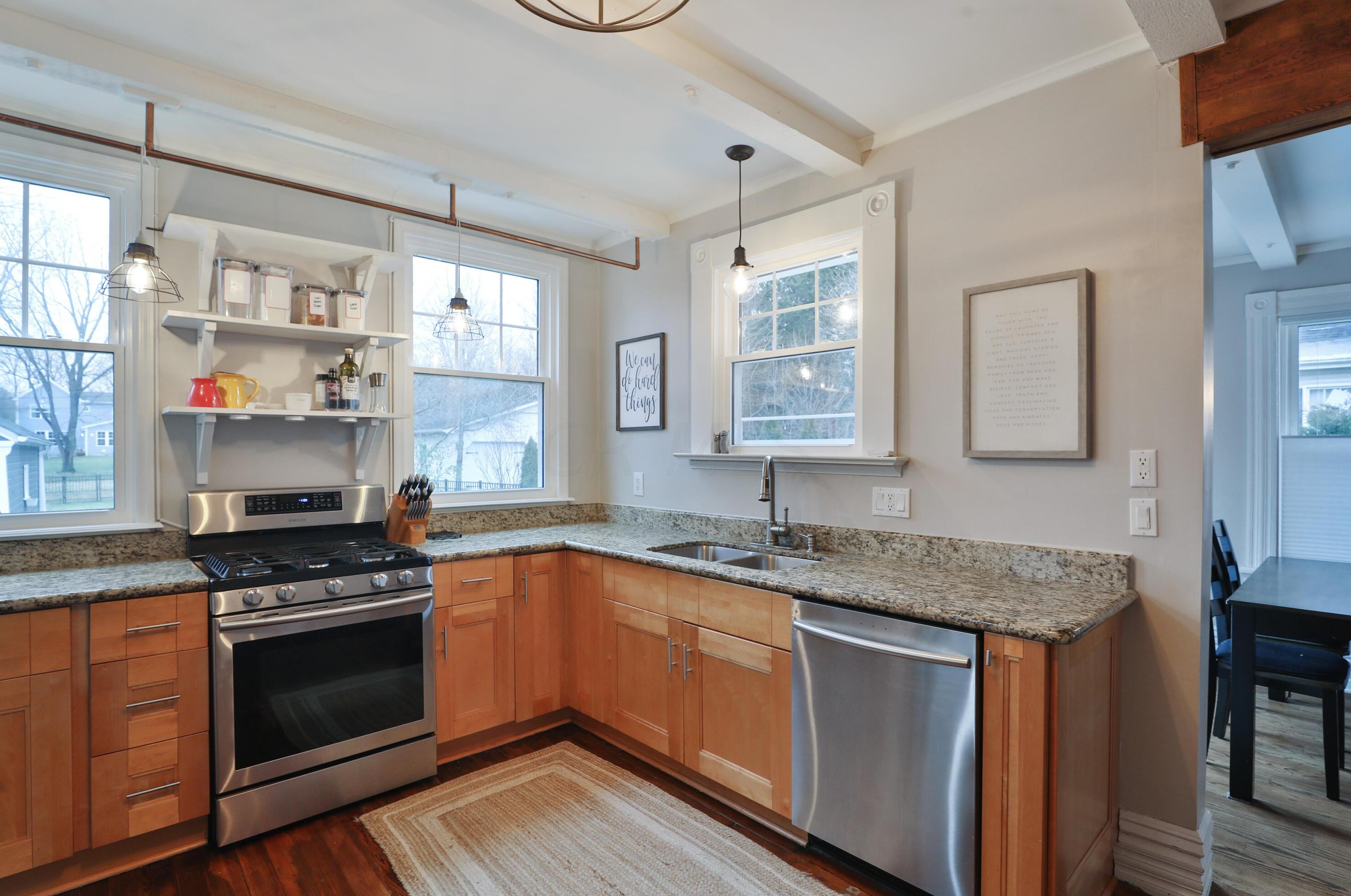 184 Dublin Granville Rd, Columbus OH  43085-3120 exterior