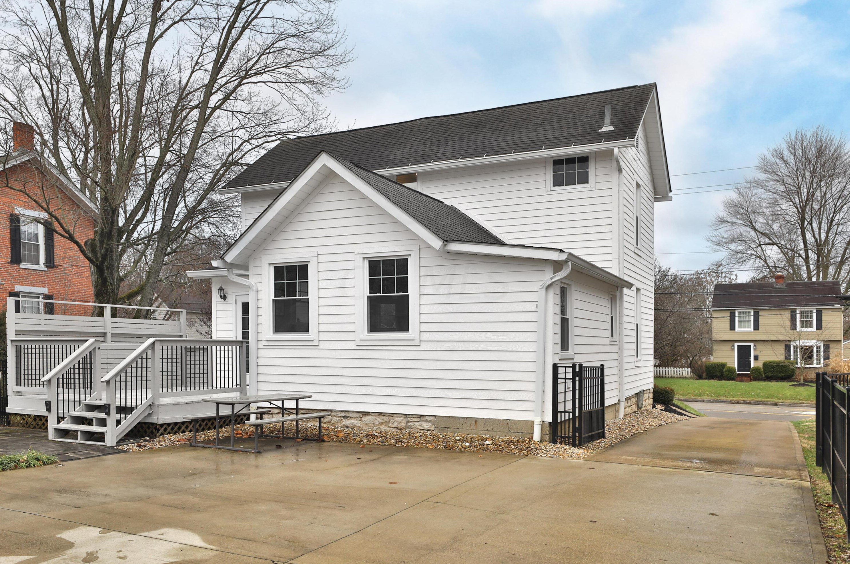 184 Dublin Granville Rd, Columbus OH  43085-3120 exterior