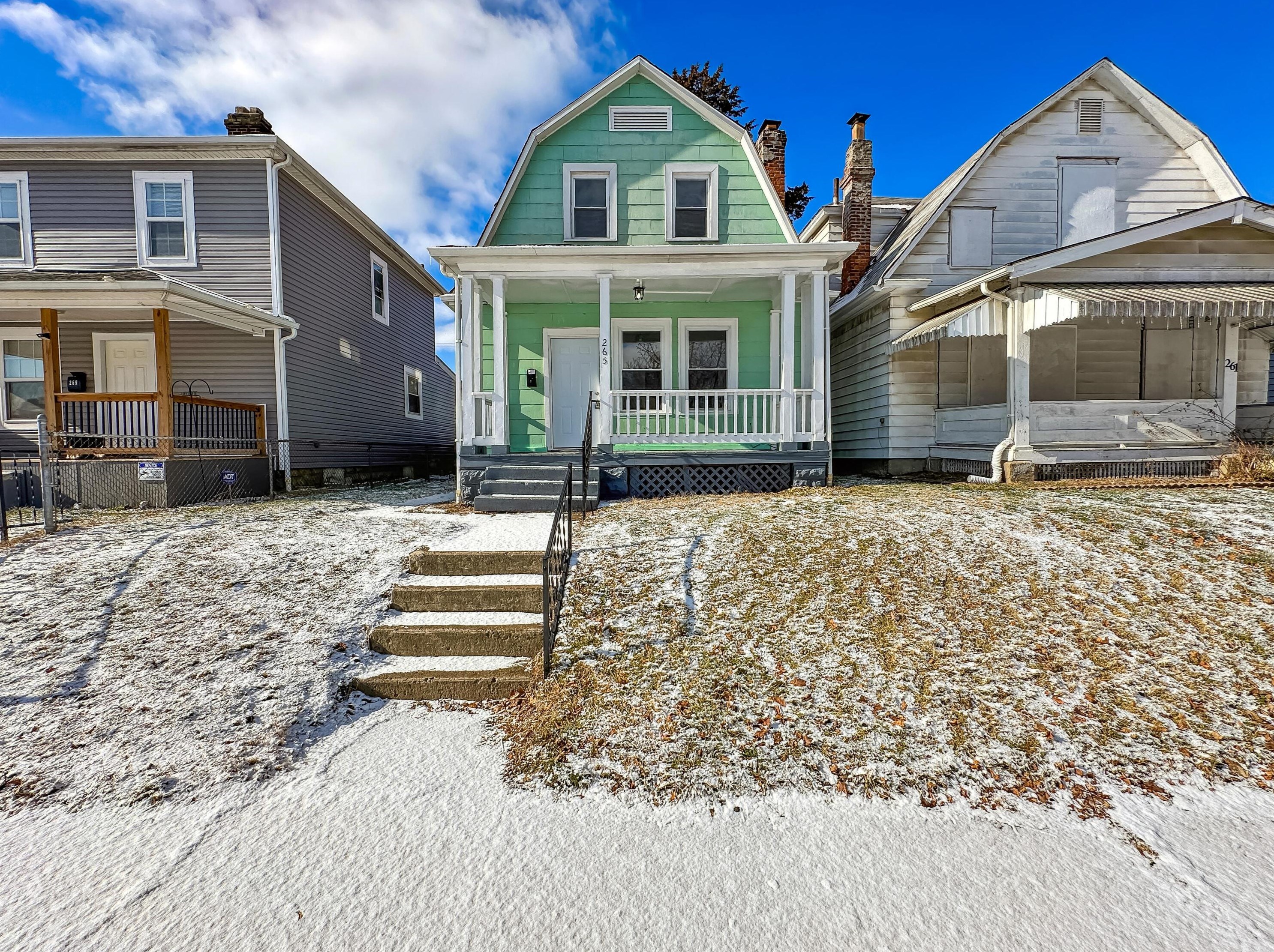 265 Burgess Ave, Columbus, OH 43204-3306