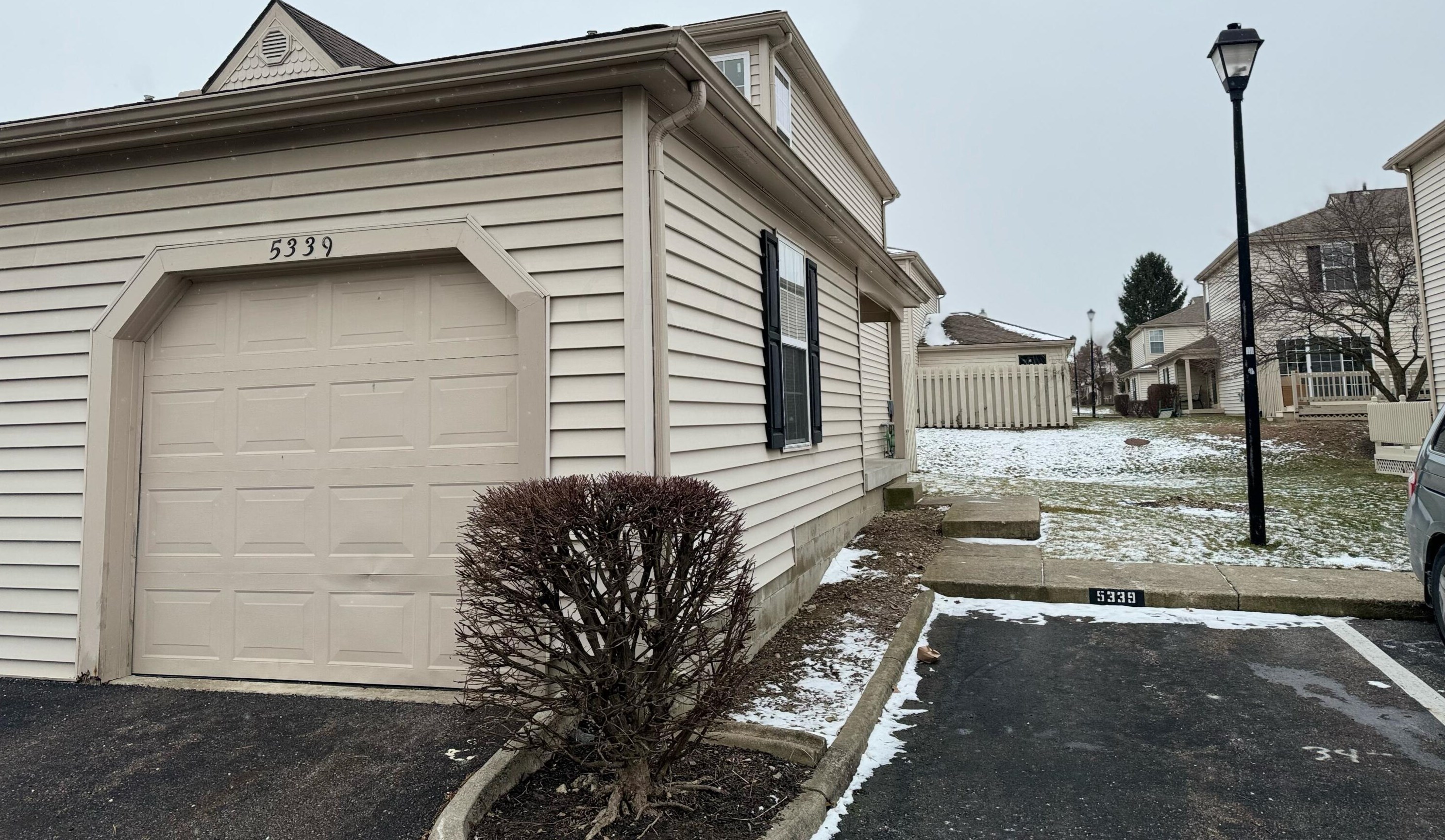 5339 Coral Berry Dr, Columbus, OH 43235-5533
