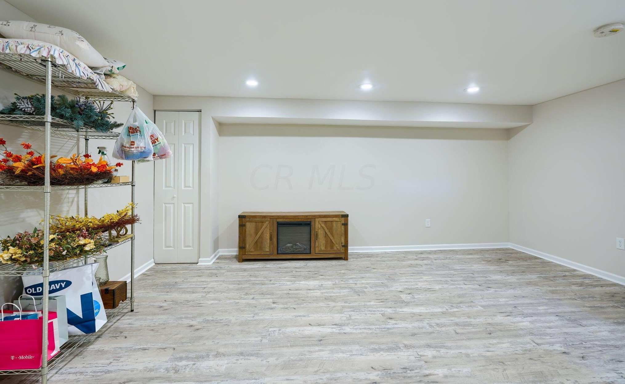 5124 Locust Post Ln, Columbus OH 43230-1587 exterior