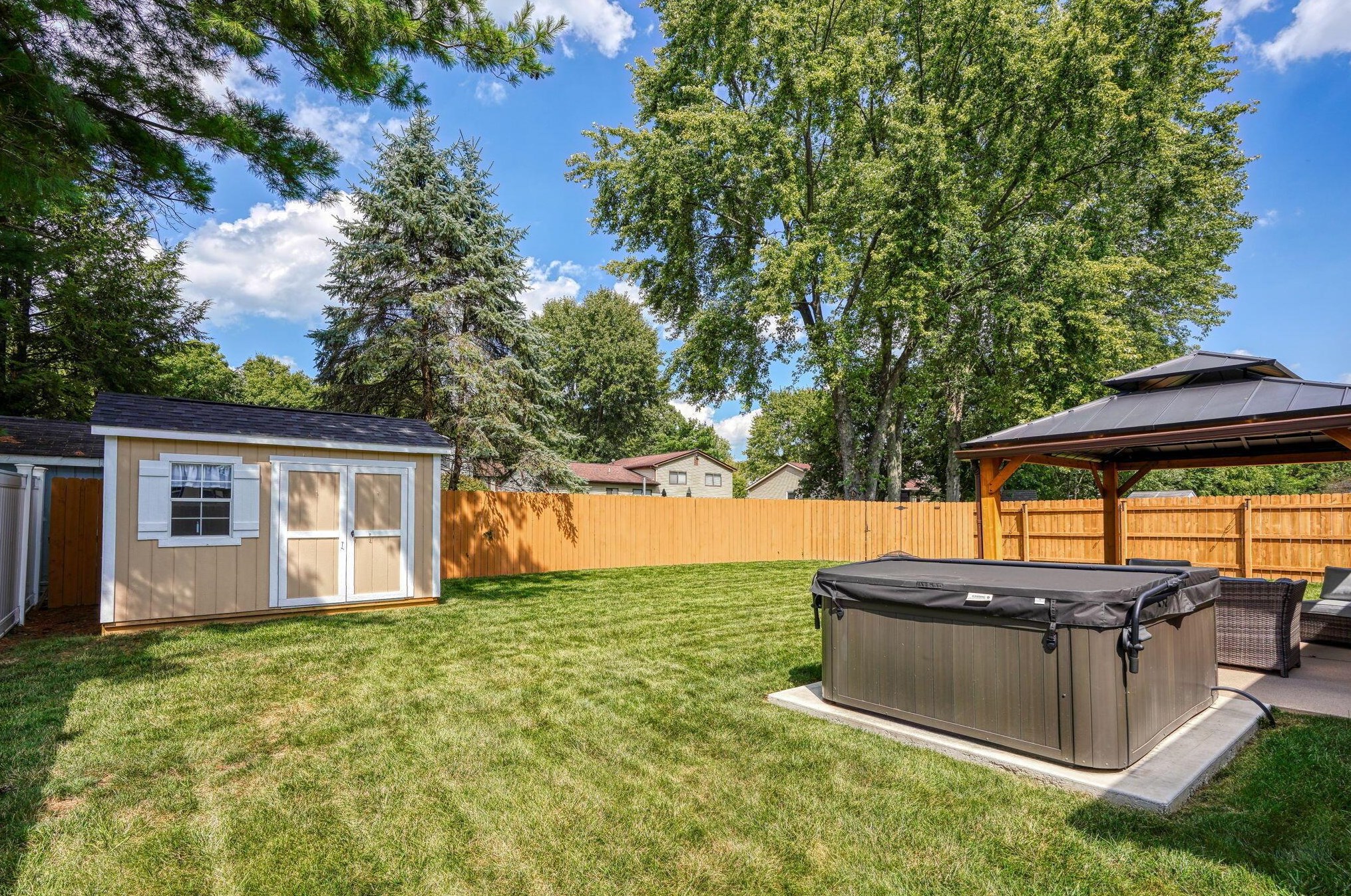 5124 Locust Post Ln, Columbus OH 43230-1587 exterior