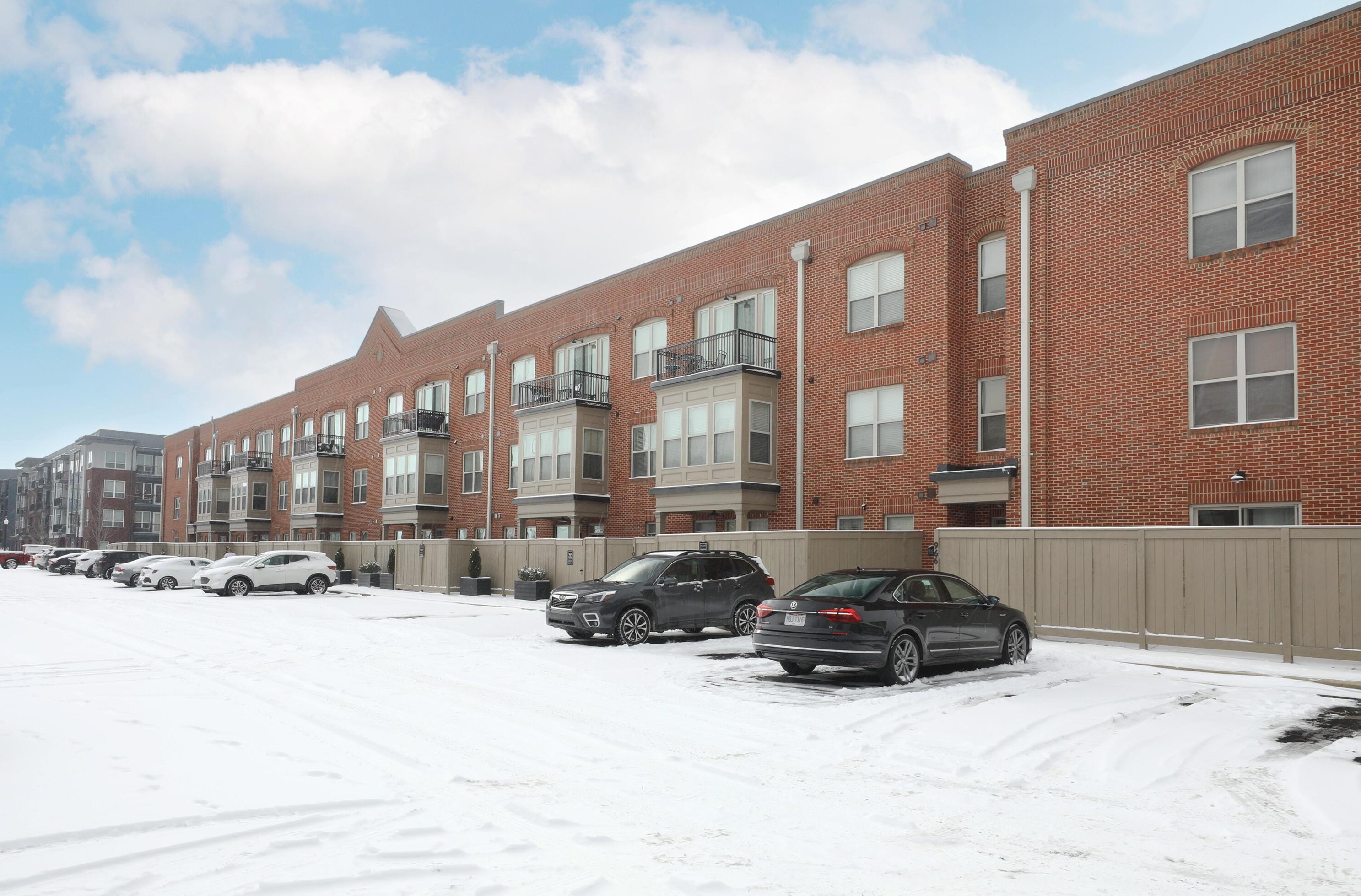 960 Perry St #207, Columbus, OH 43215
