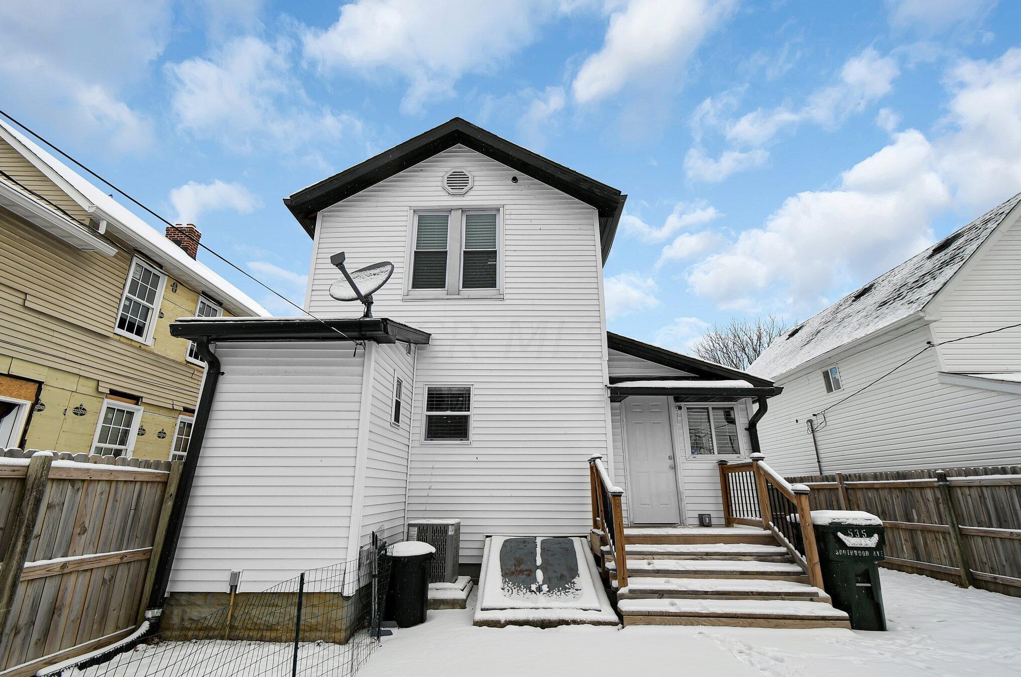 535 Southwood Ave, Columbus OH 43207-1376 exterior