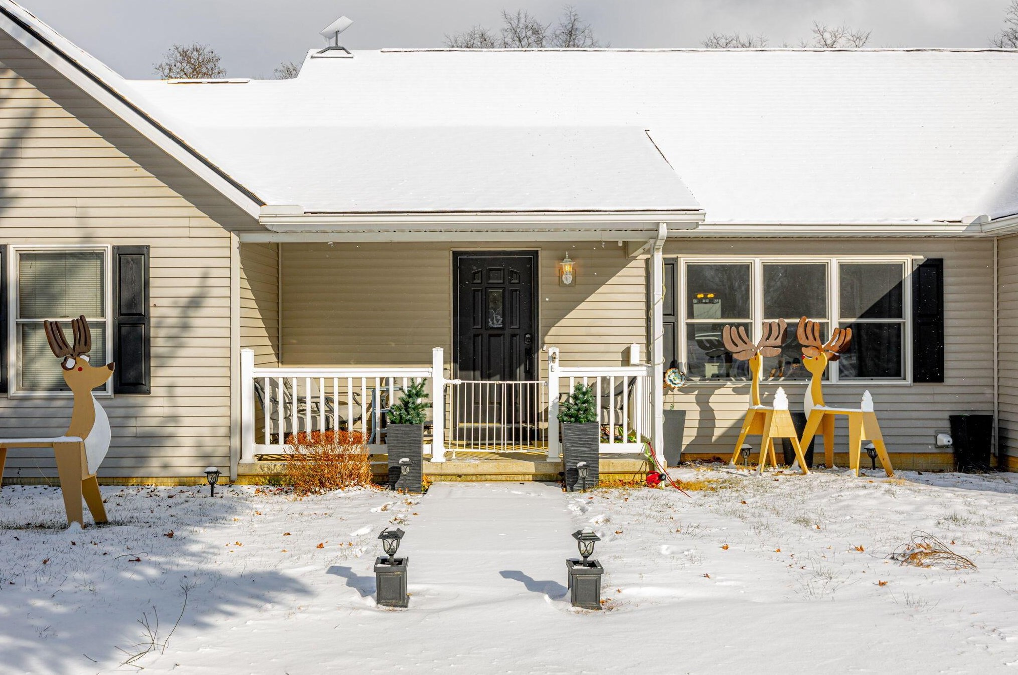 14982 Maple Ridge Rd, Milford Center, OH 43045