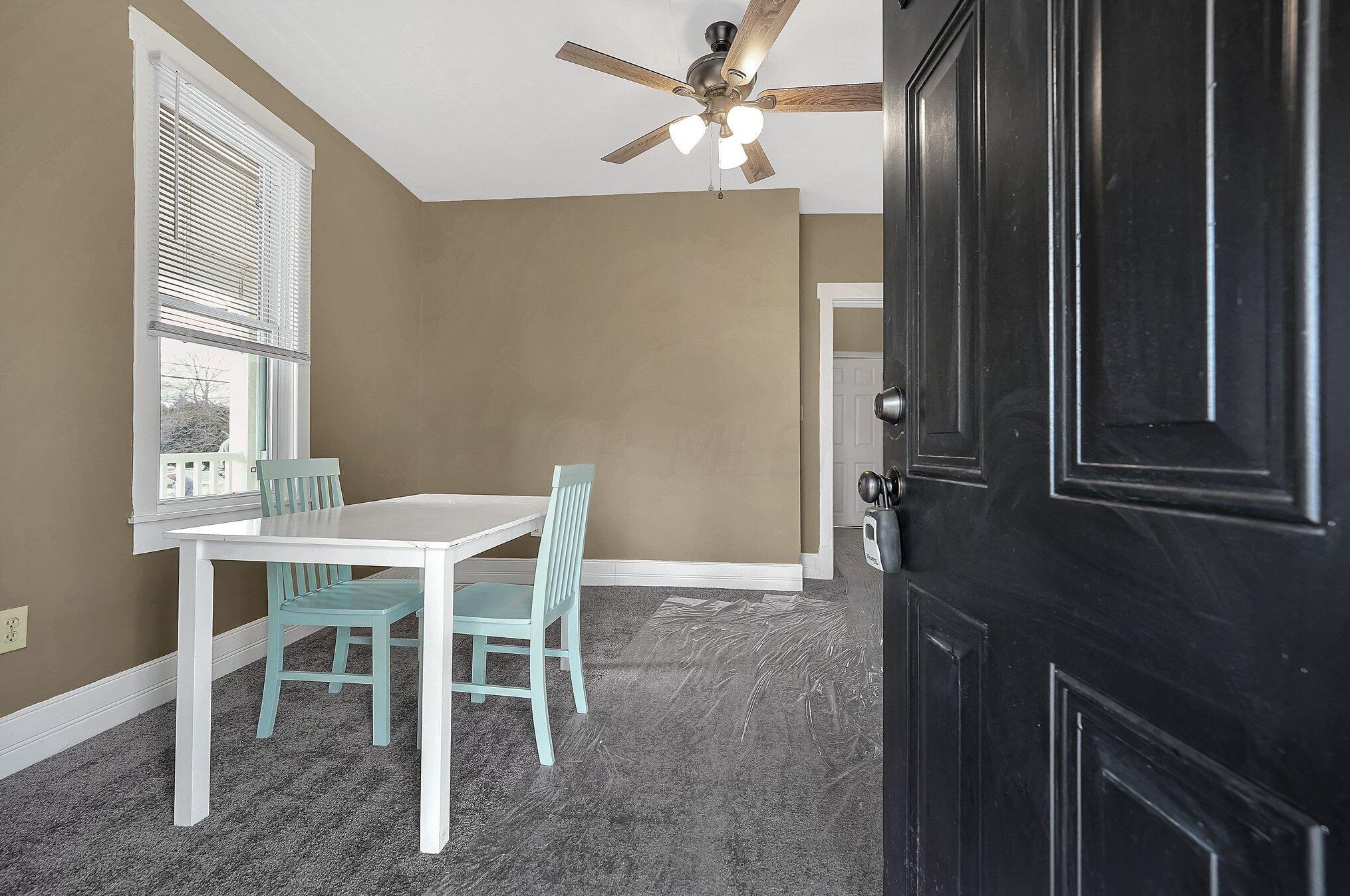 703 Pierce Ave, Lancaster OH 43130-2142 exterior