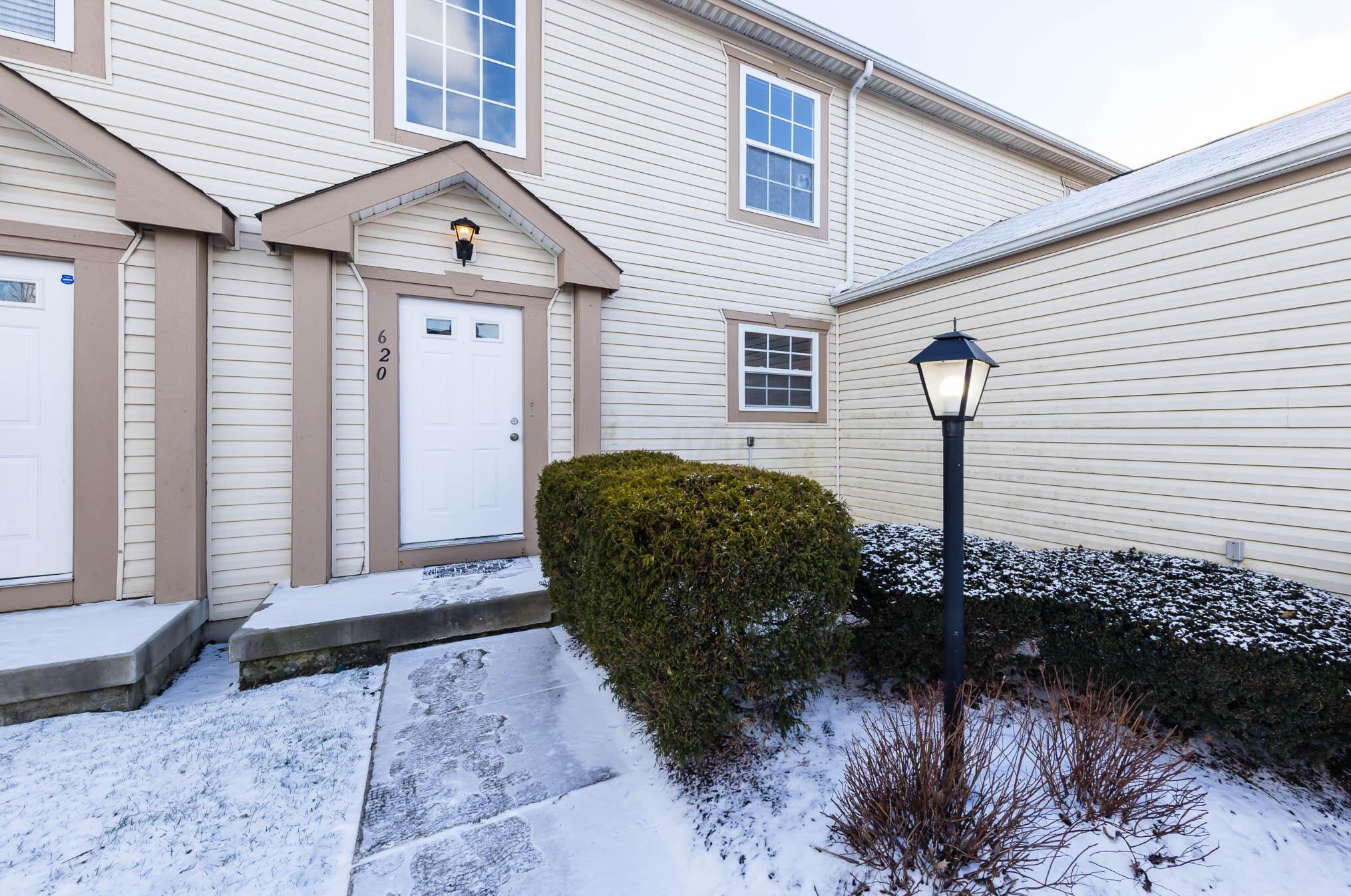 620 Faith Ann Dr, Pataskala, OH 43062