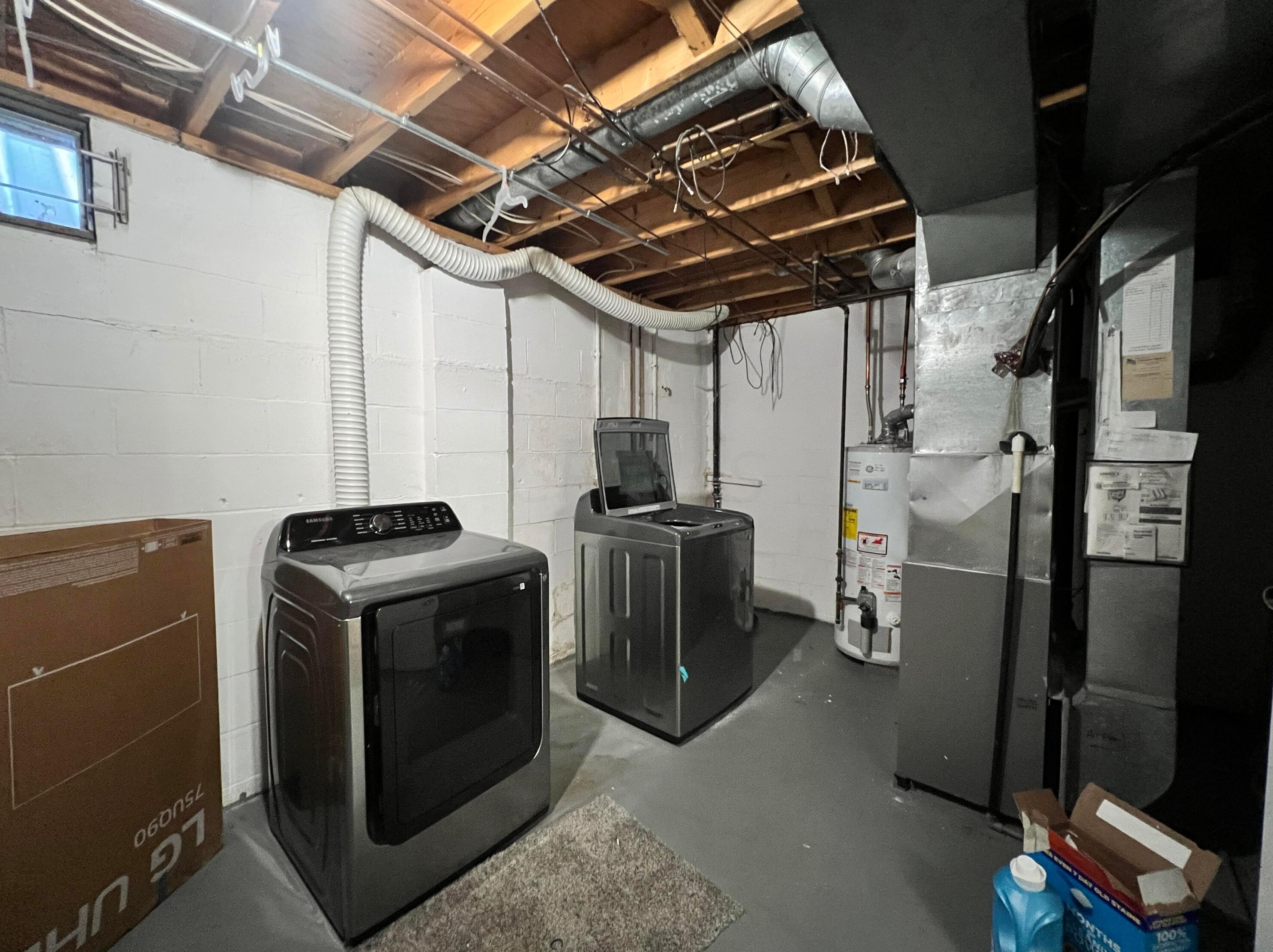 8372 Cliffthorne Way, Columbus OH  43235-1482 exterior