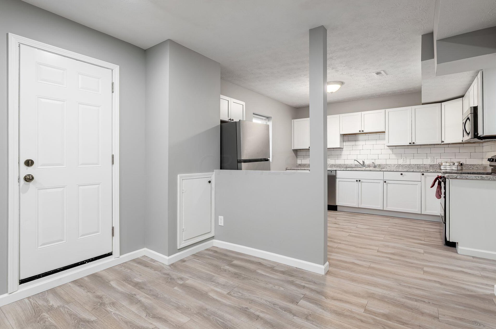 2037 Sale Rd, Columbus OH  43224-2438 exterior